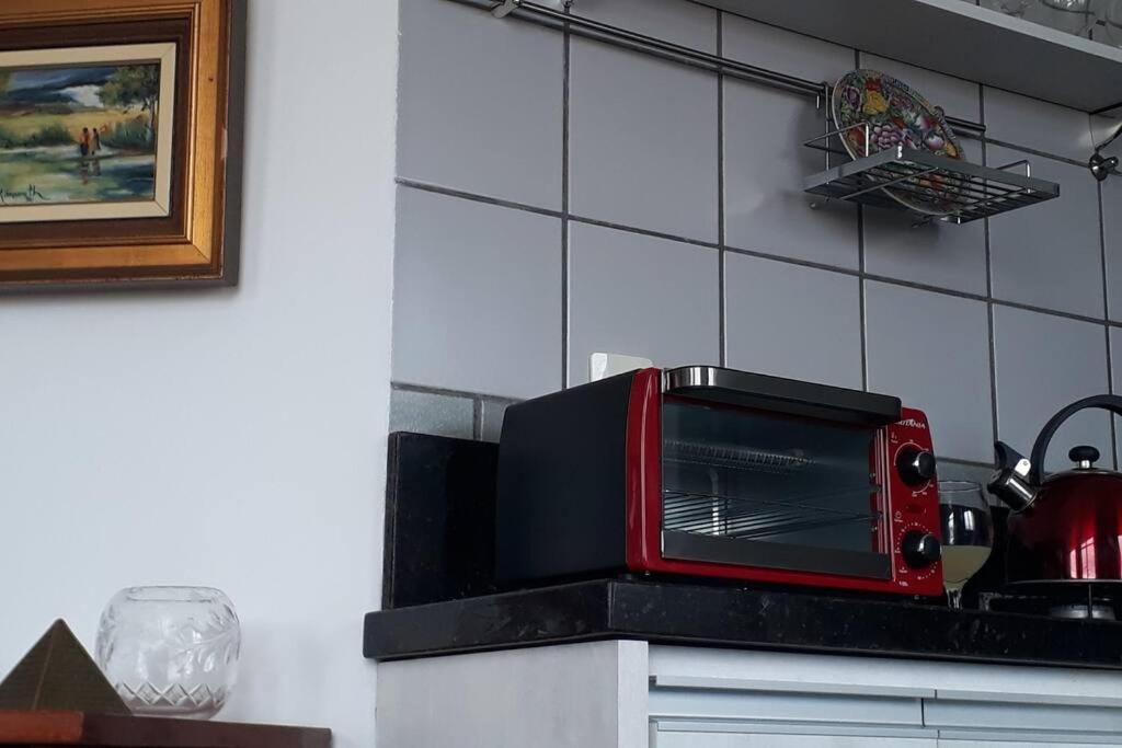 Apartamento confortável em Canasvieiras pertinho do mar.