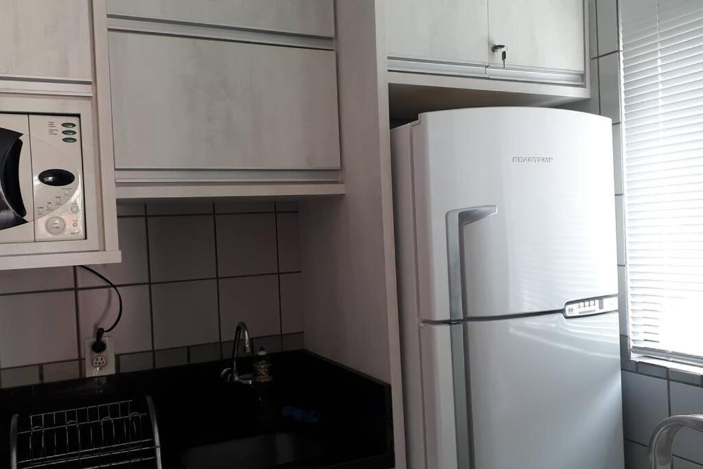 Apartamento confortável em Canasvieiras pertinho do mar.