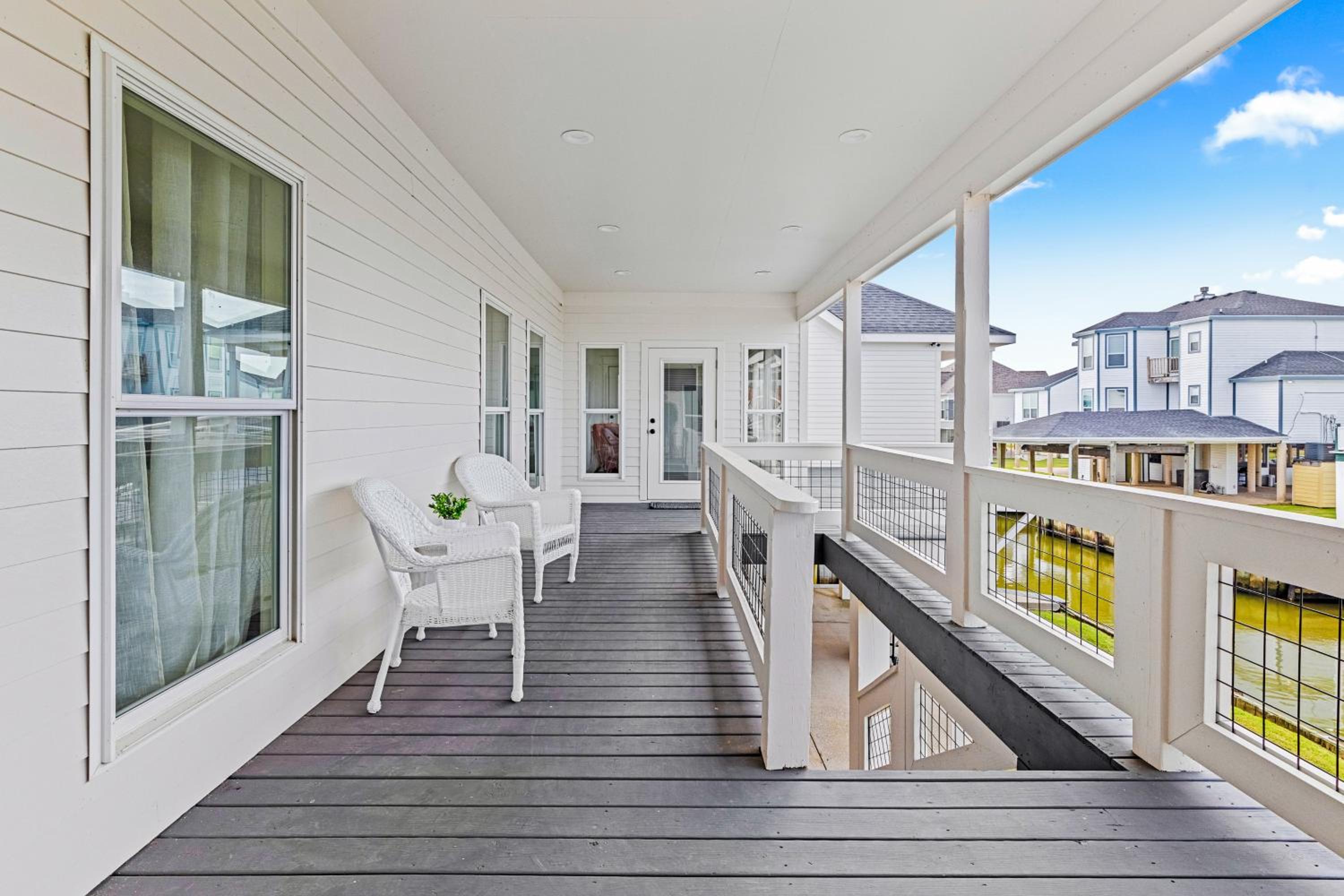 Bring Your Boat! Lake Charles Home with Dock and Lift