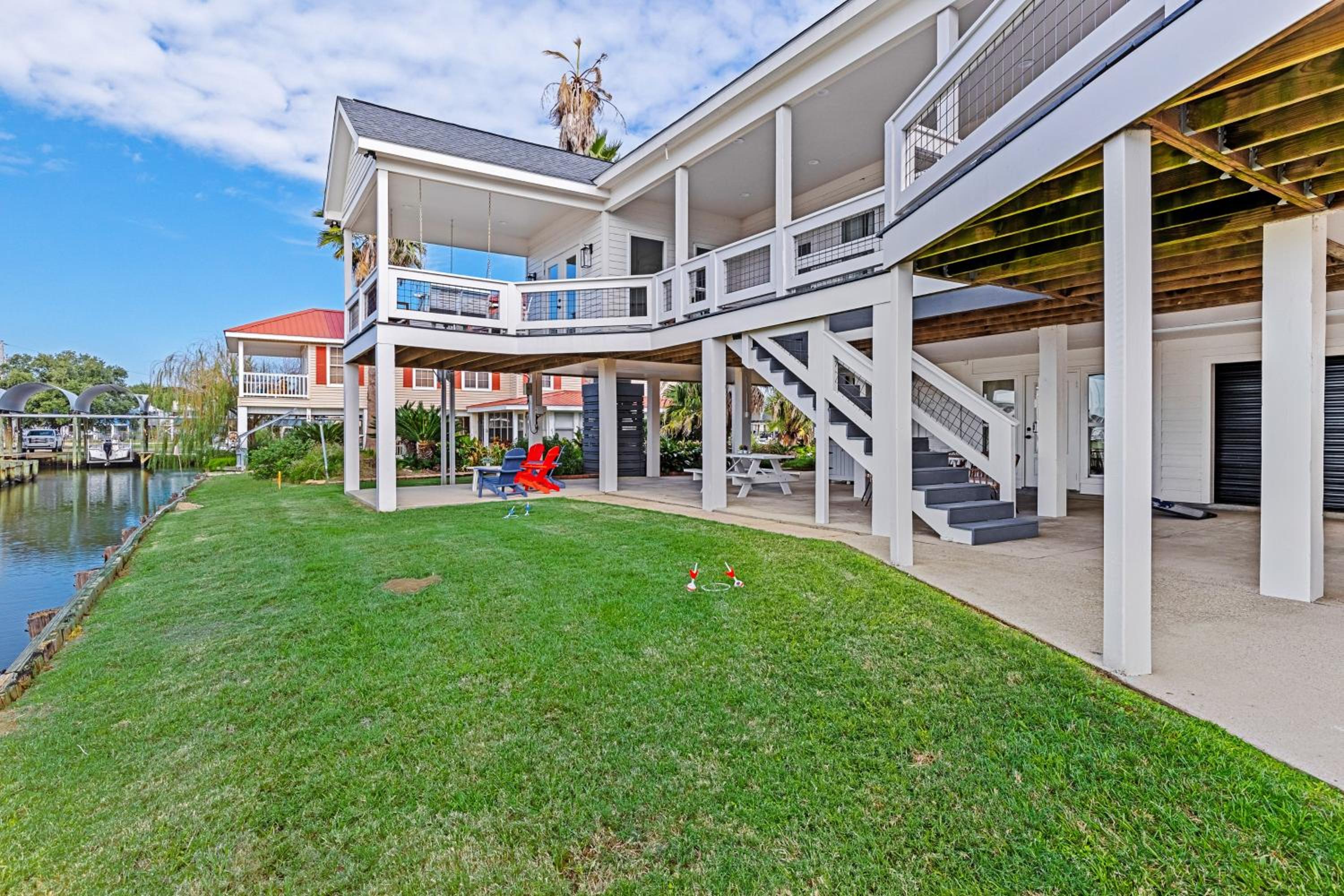 Bring Your Boat! Lake Charles Home with Dock and Lift