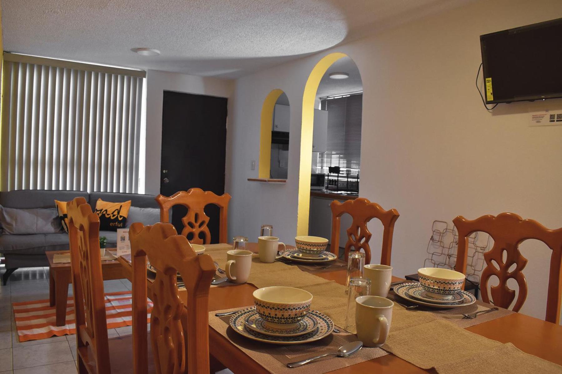 Alojamiento comodo: Casa ideal - Property Image 1