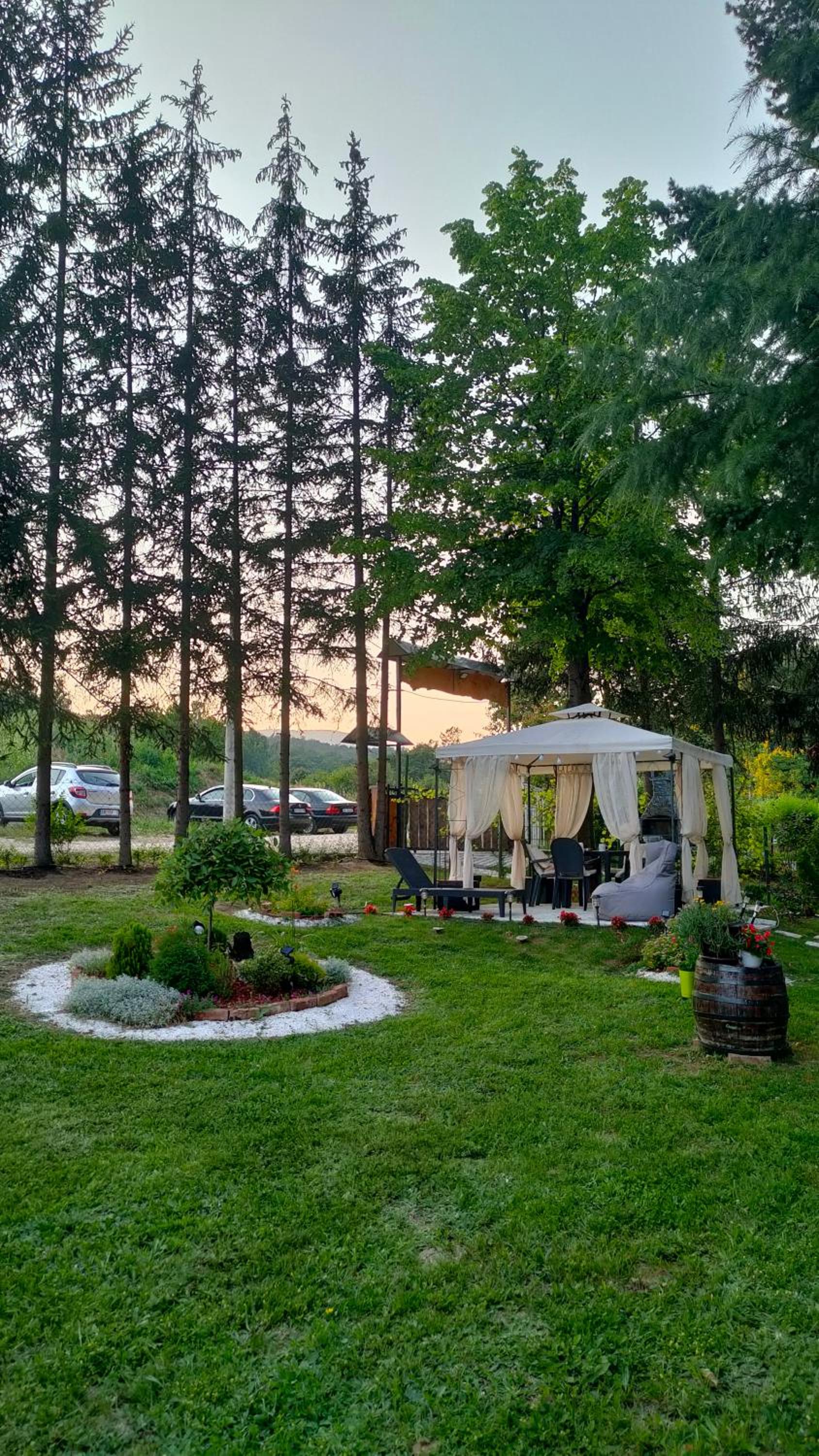 Vila Jezerski raj Borsko jezero