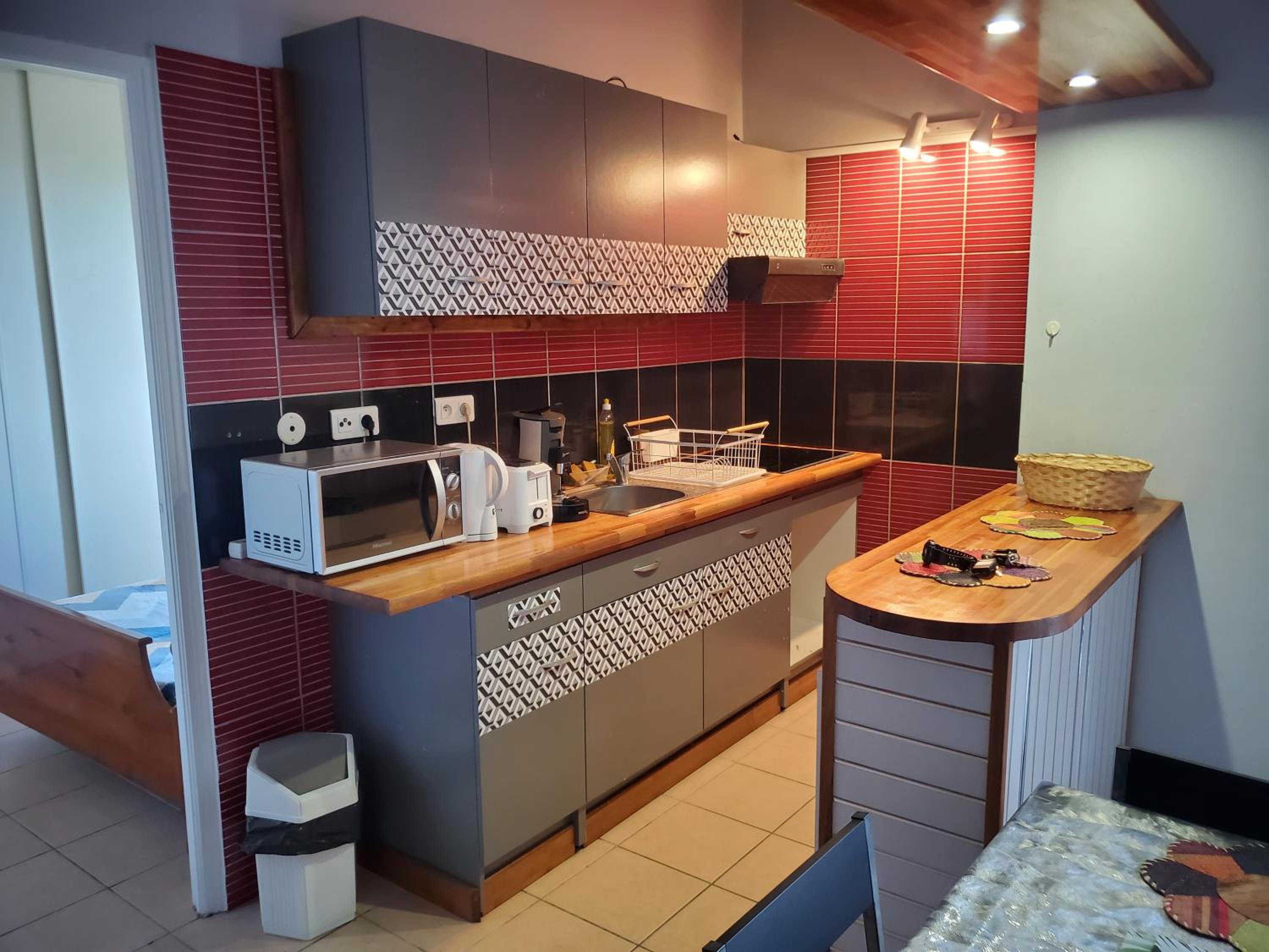 T2 au rez de chaussée, parking privé et wifi haut débit view 3