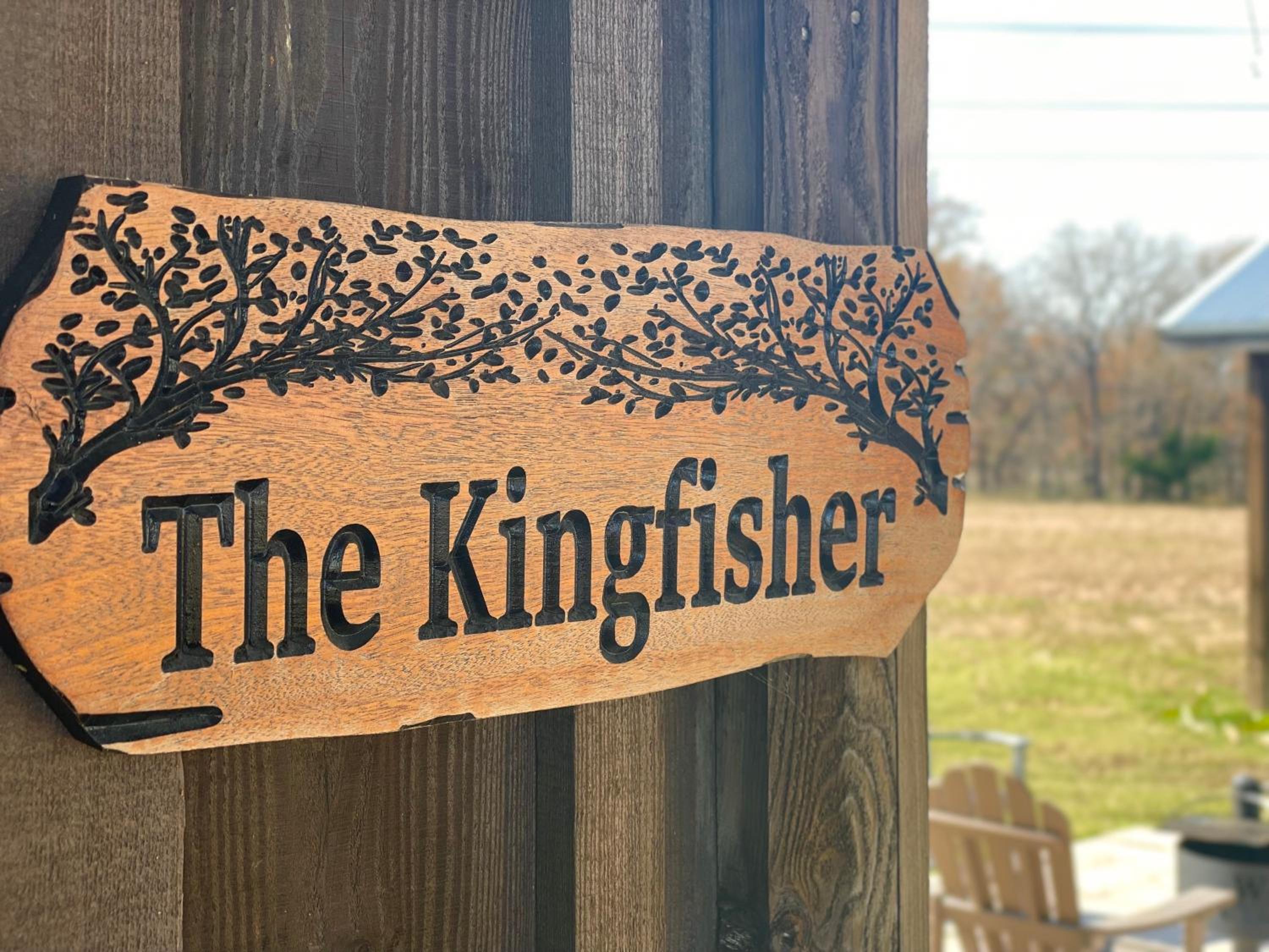 The Kingfisher Cabin 15MIN to Magnolia Baylor view 4