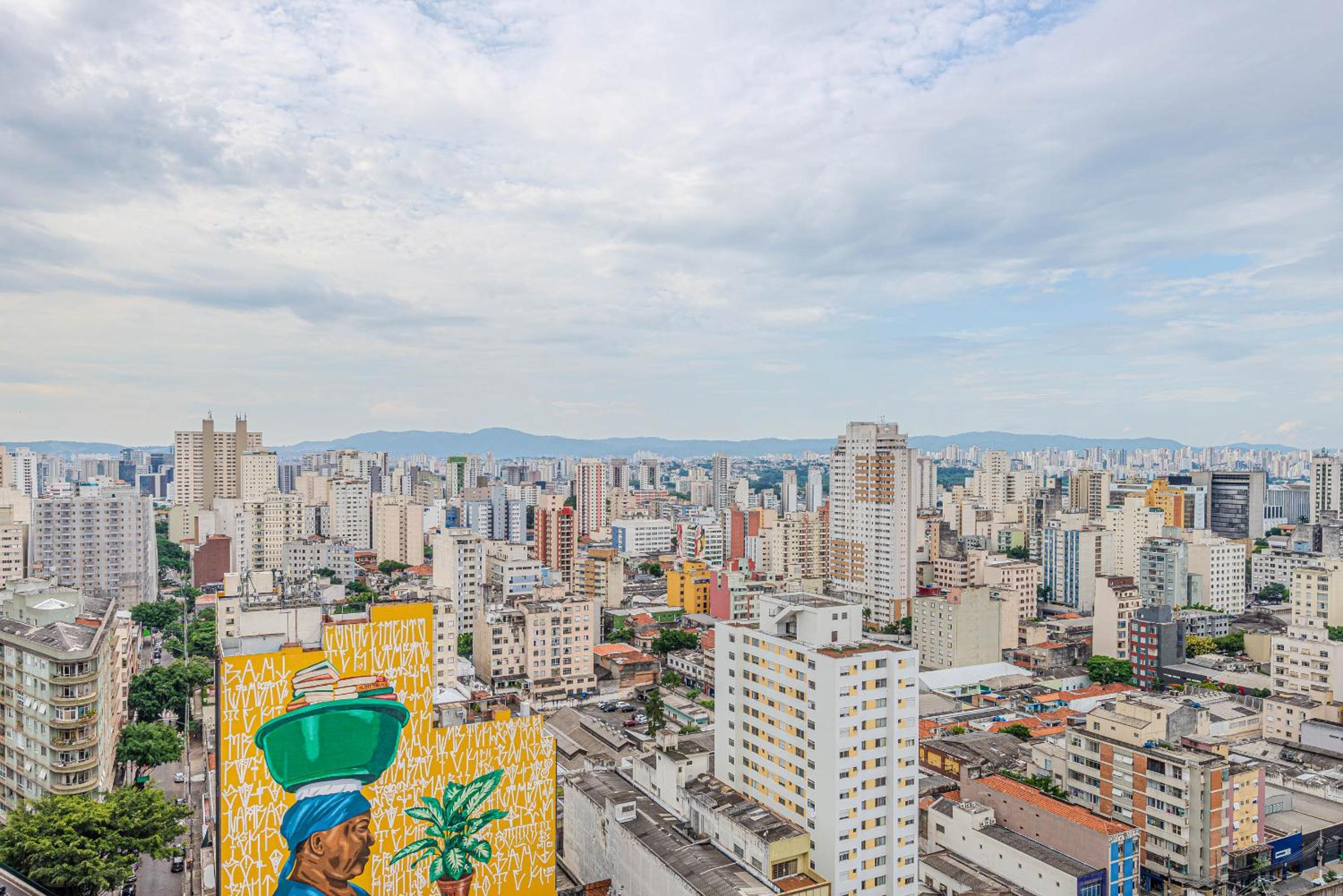 LUXO E VISTA ESPETACULAR para São Paulo com PISCINA ACADEMIA e SAUNA