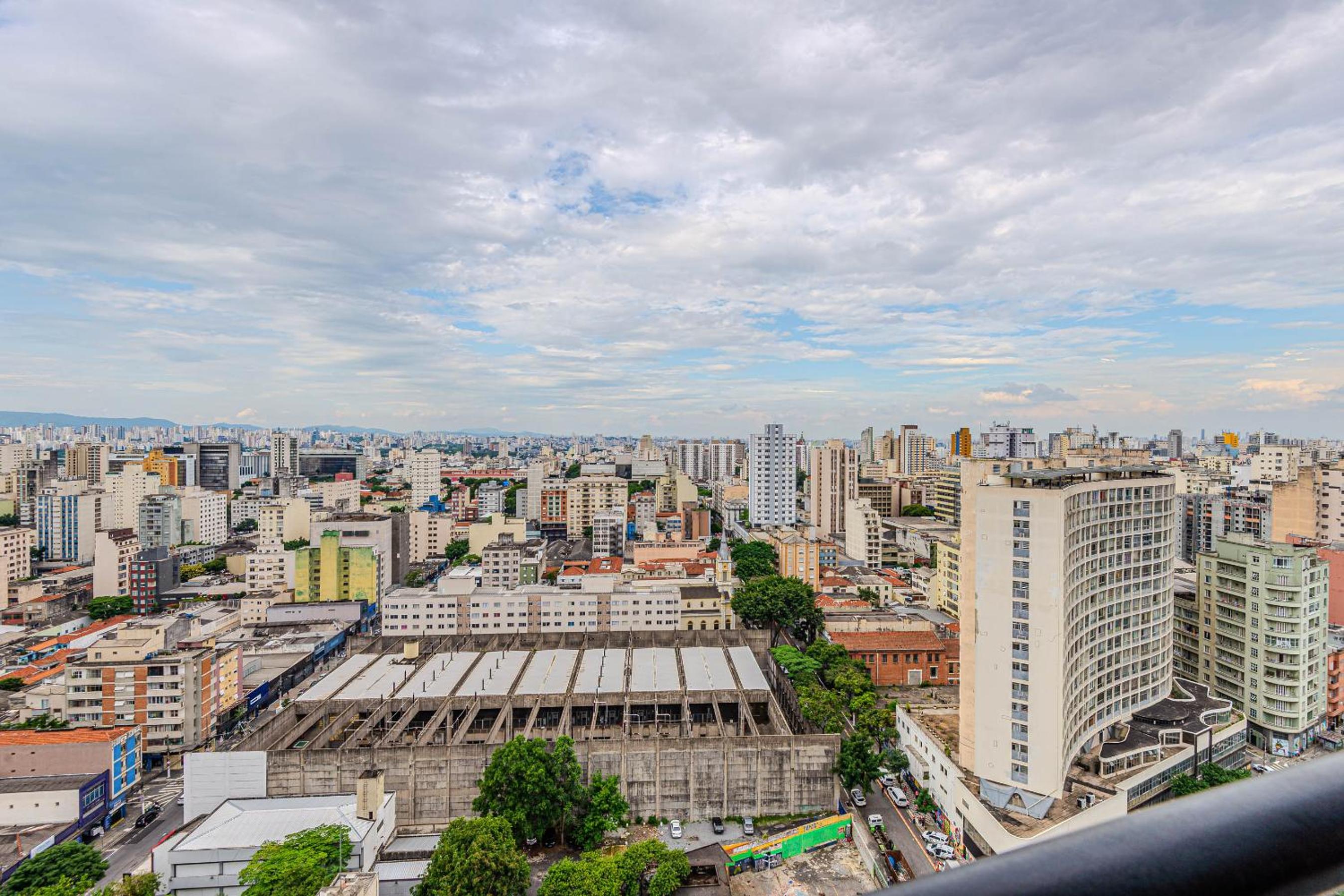 LUXO E VISTA ESPETACULAR para São Paulo com PISCINA ACADEMIA e SAUNA