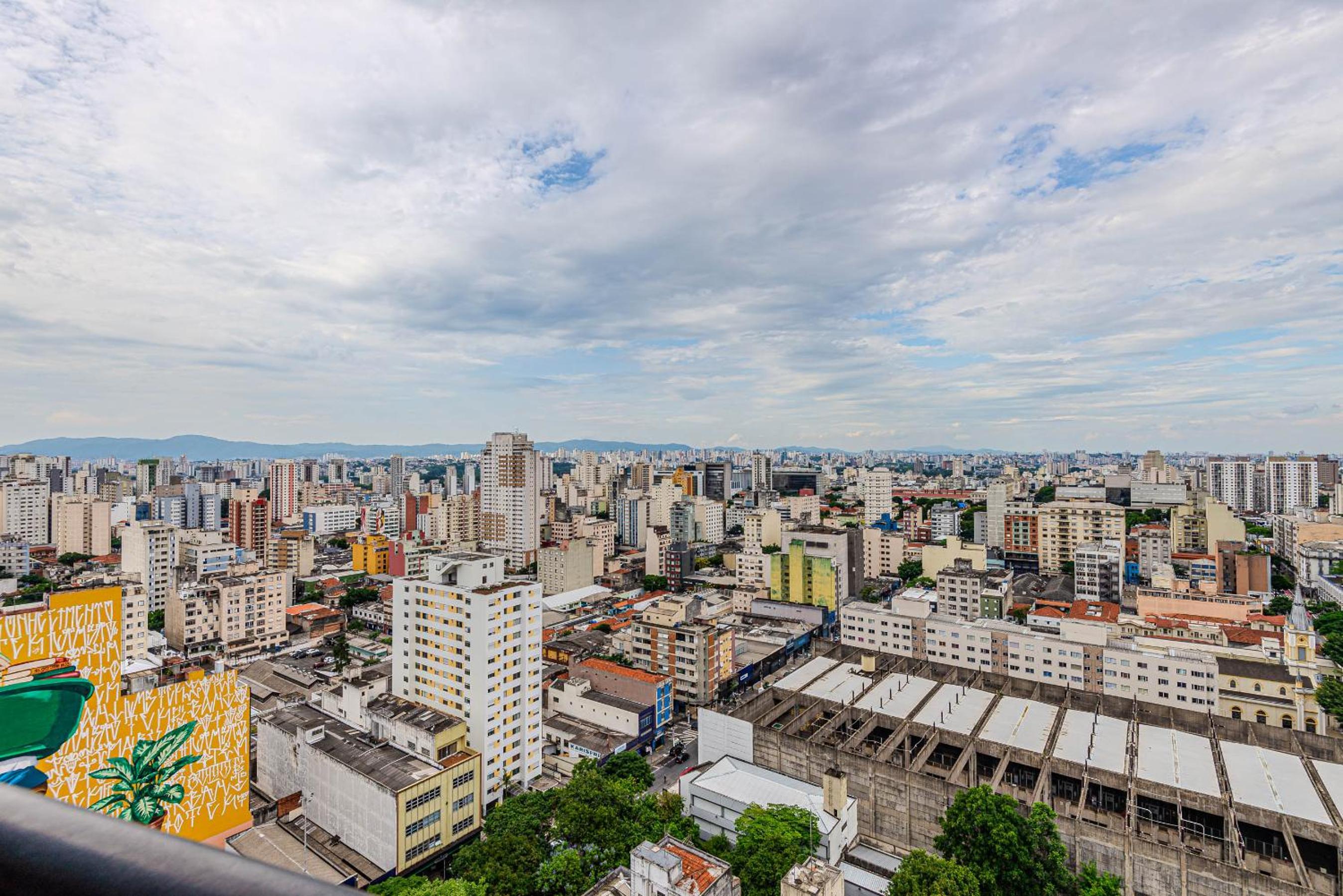 LUXO E VISTA ESPETACULAR para São Paulo com PISCINA ACADEMIA e SAUNA