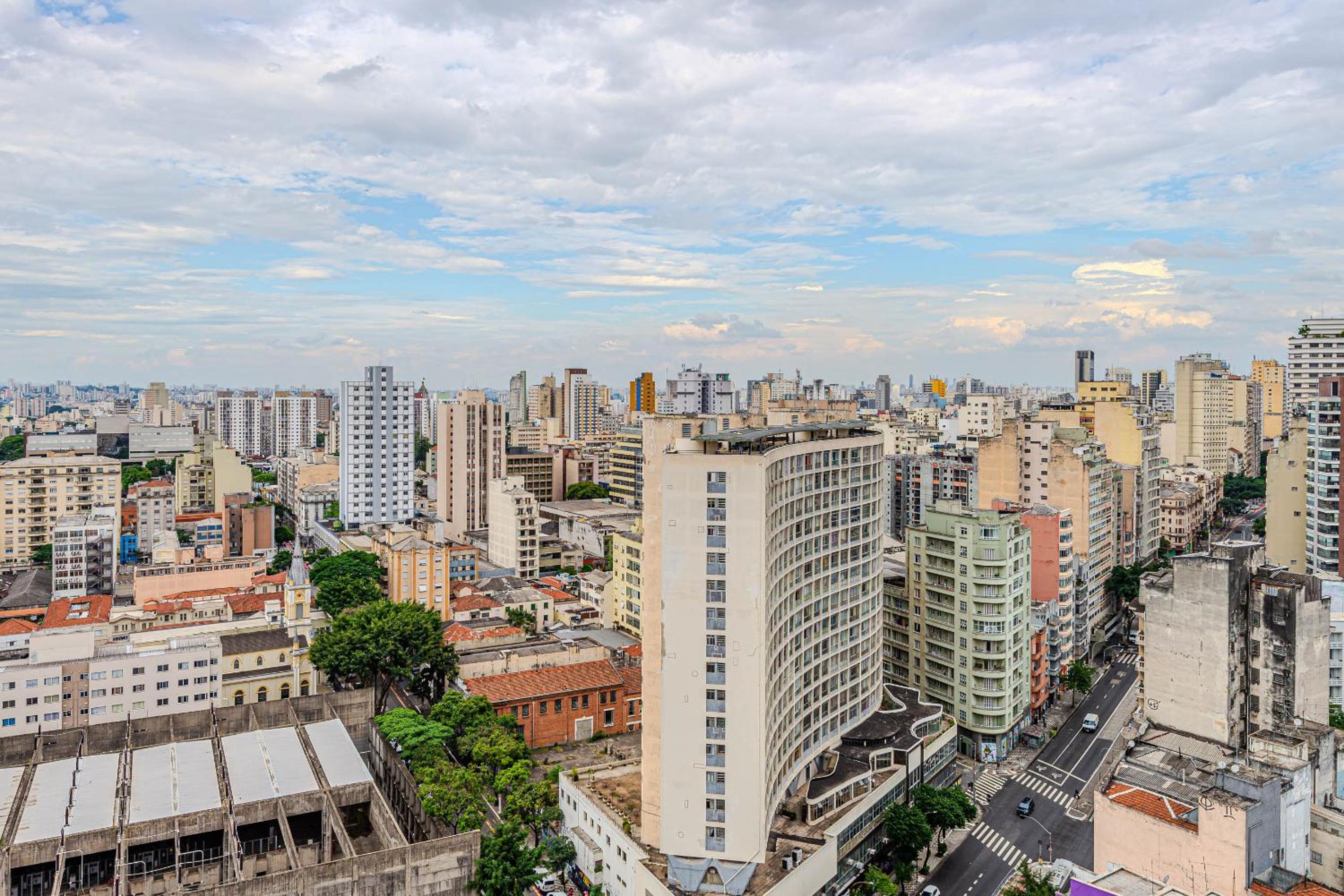 LUXO E VISTA ESPETACULAR para São Paulo com PISCINA ACADEMIA e SAUNA