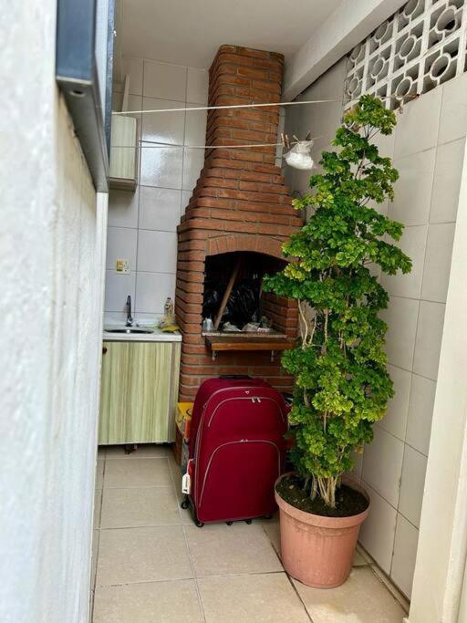 Aconchegante casa a 50m da praia
