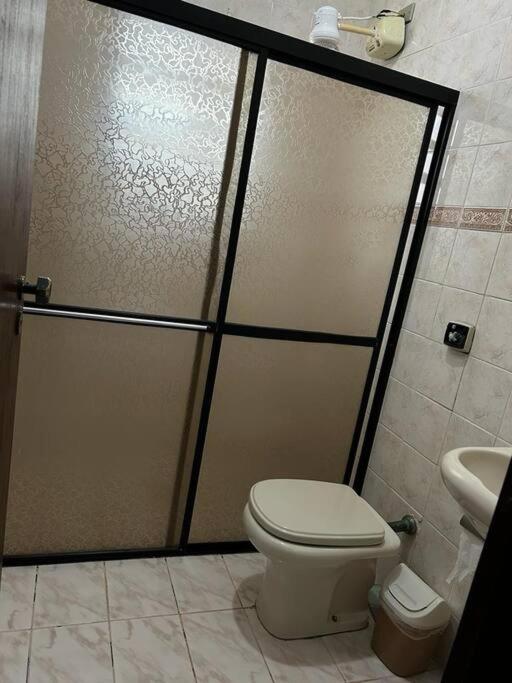 Aconchegante casa a 50m da praia