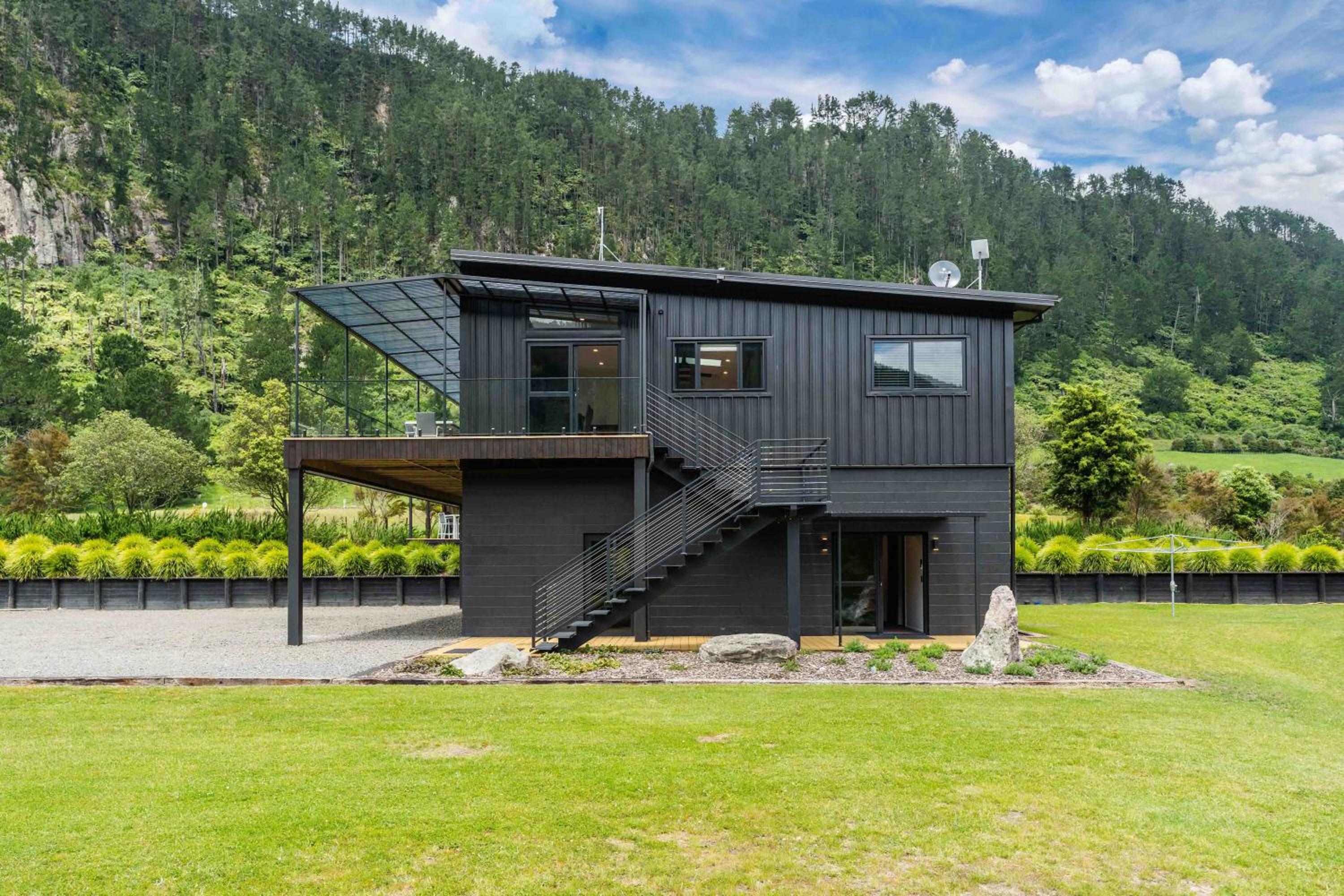 Lakeview Oasis - Lake Whakamaru Retreat