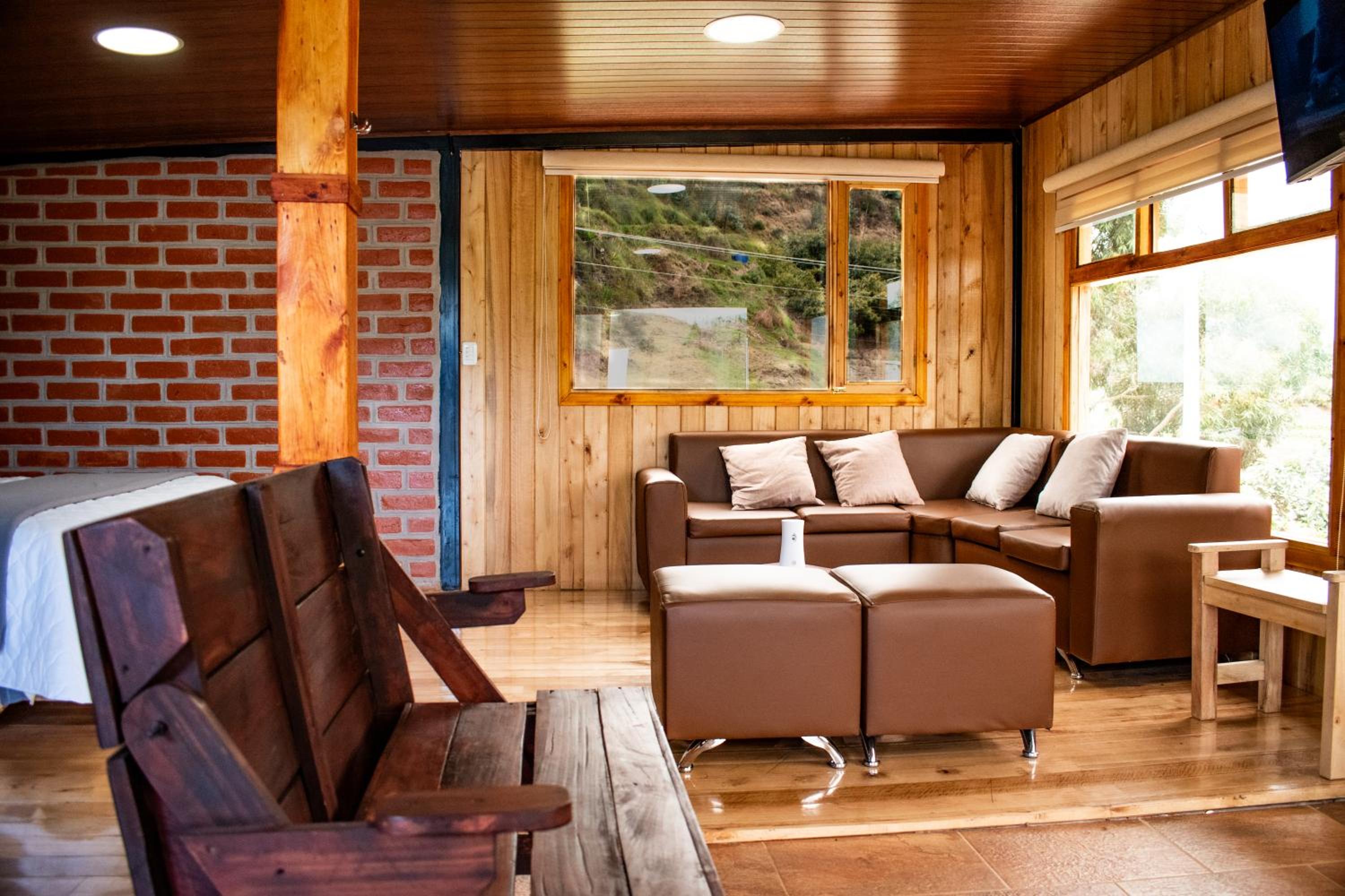 Glamping Guaytambos Lodge