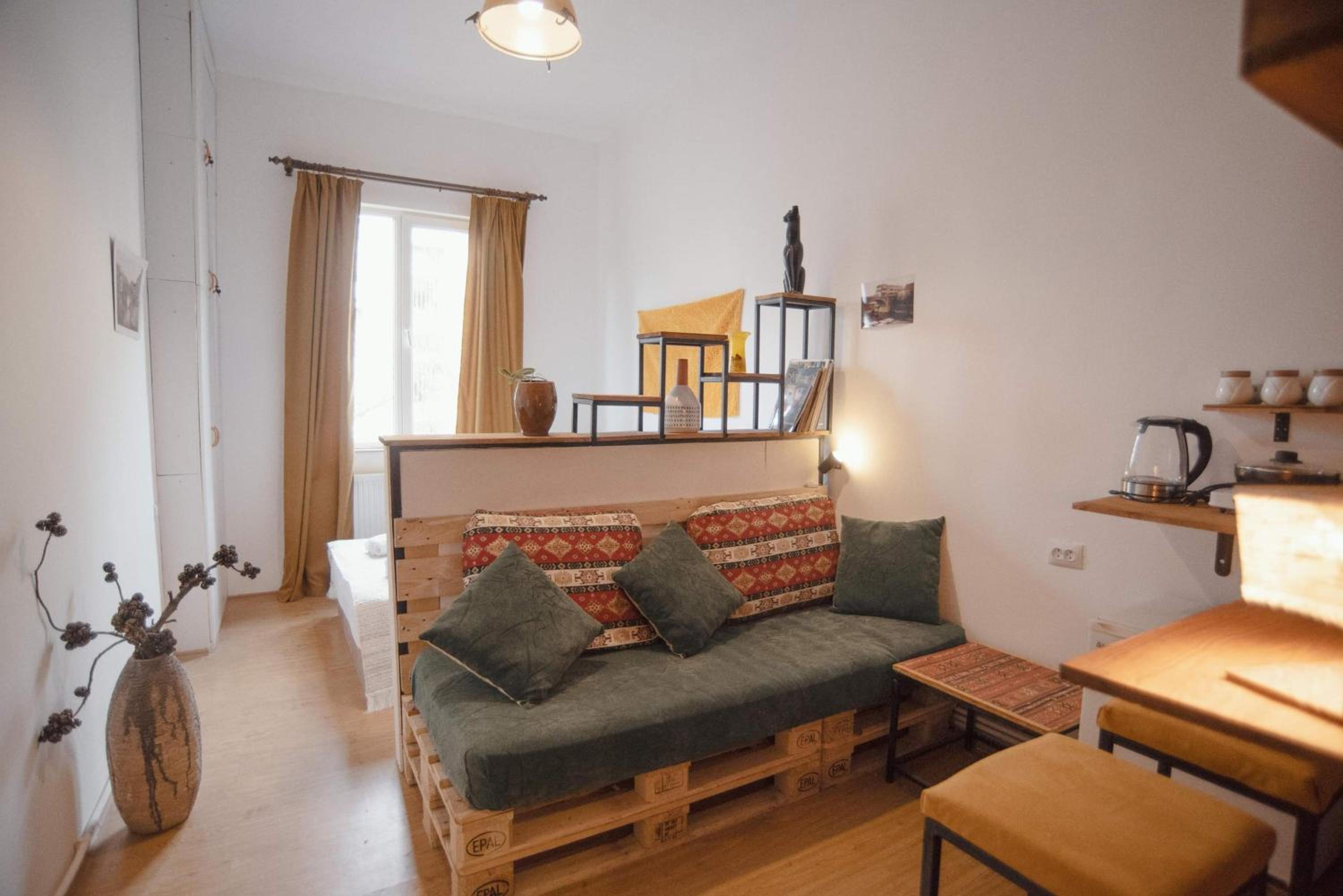Stylish cozy studio guesthouse in the city center view 2