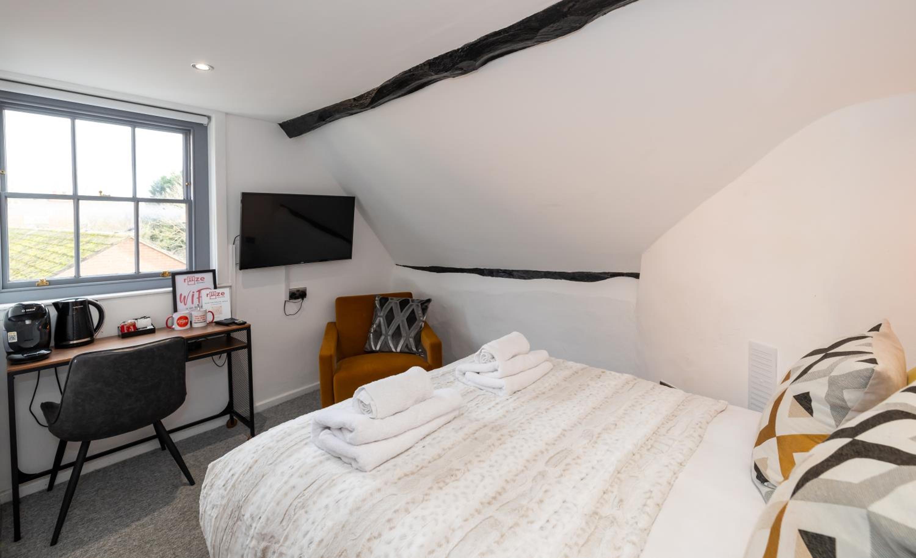 Worcester Vacations - Riize Boutique Hotel Worcester Self Check-in City Centre - Property Image 85