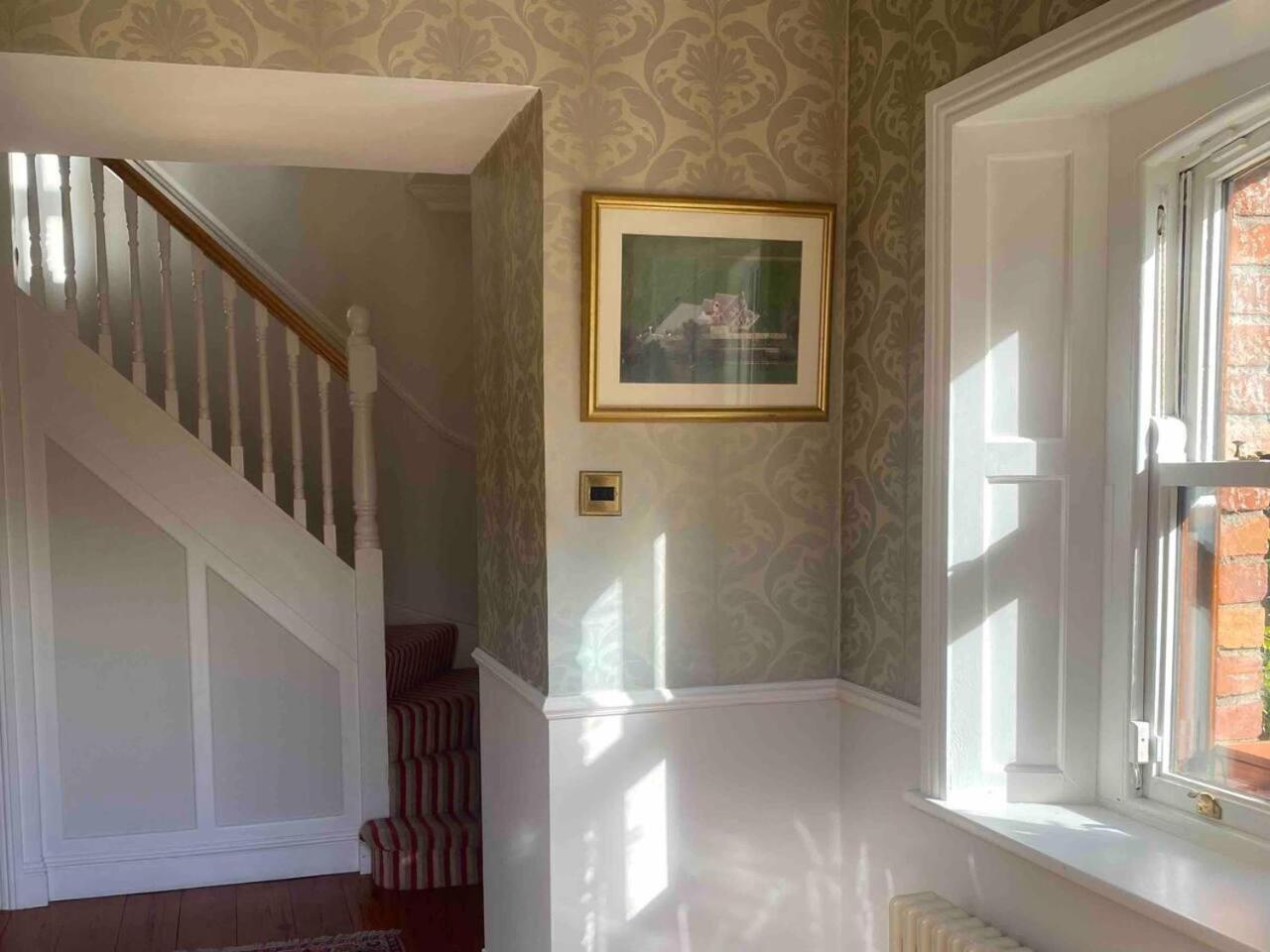 Beautiful Countryside House with Jacuzzi close to Dublin City view 5