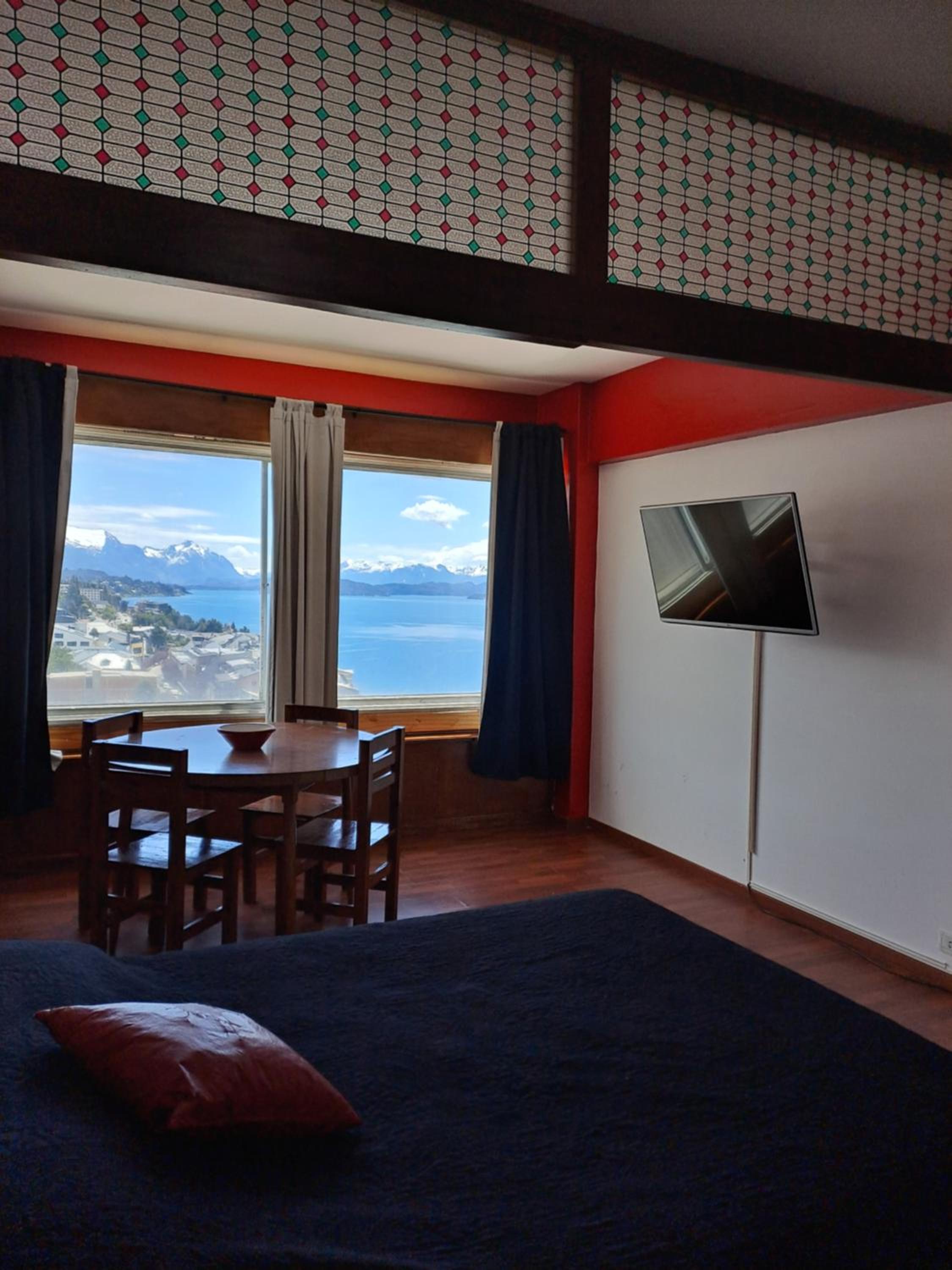 Céntrico con vista al lago