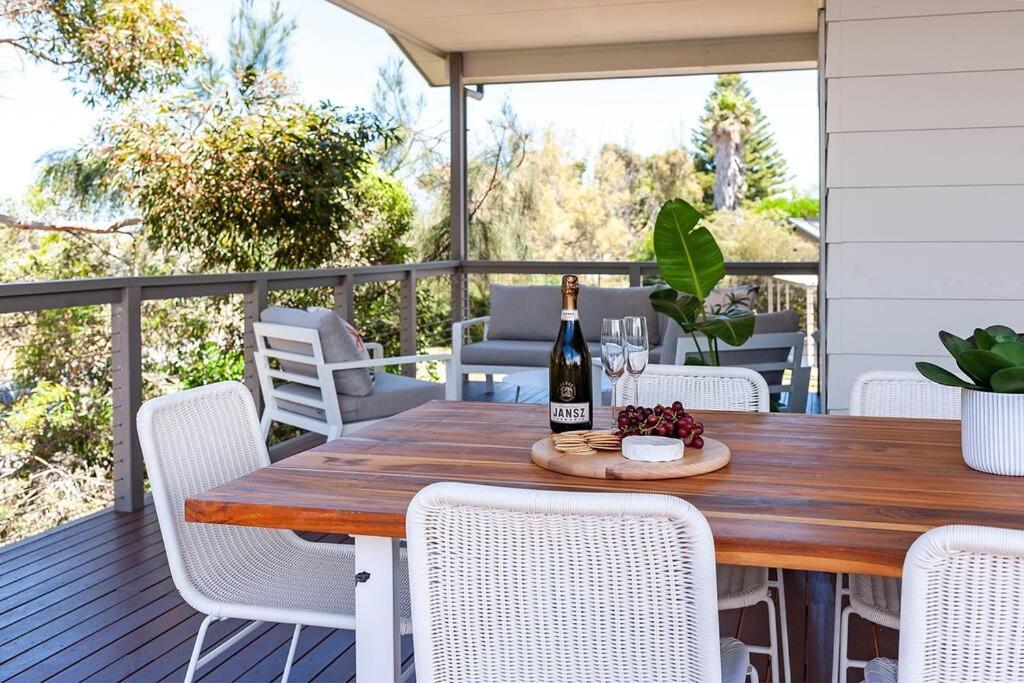 The Deck ~ Goolwa. River and Beach - Pet friendly