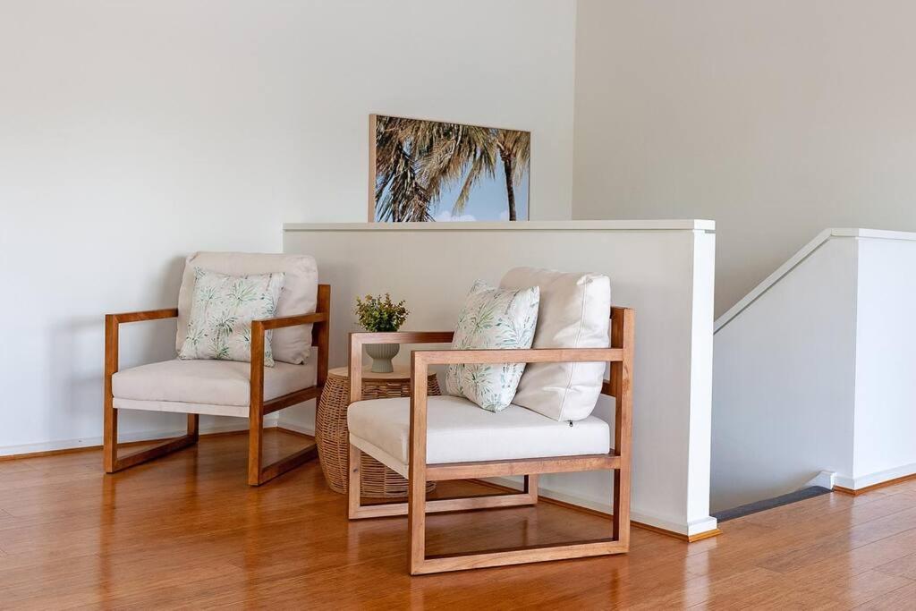 The Deck ~ Goolwa. River and Beach - Pet friendly