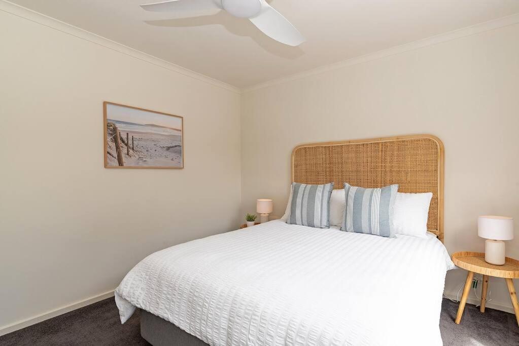 The Deck ~ Goolwa. River and Beach - Pet friendly