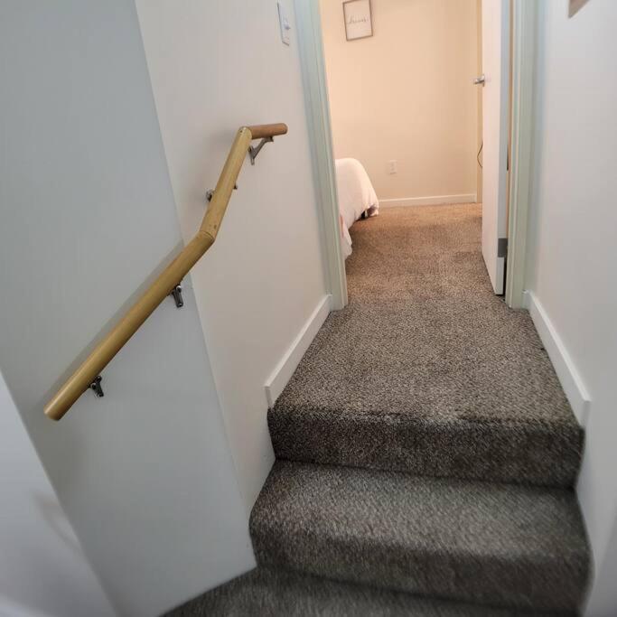 #2 Downtown Free Parking- Walk to Gainbridge, Lucas Oil, Conv Cntr view 5