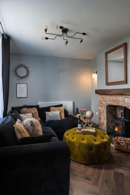 Countryside cottage located in quaint little village of Glanwydden, award-winning pub right on the doorstep view 4