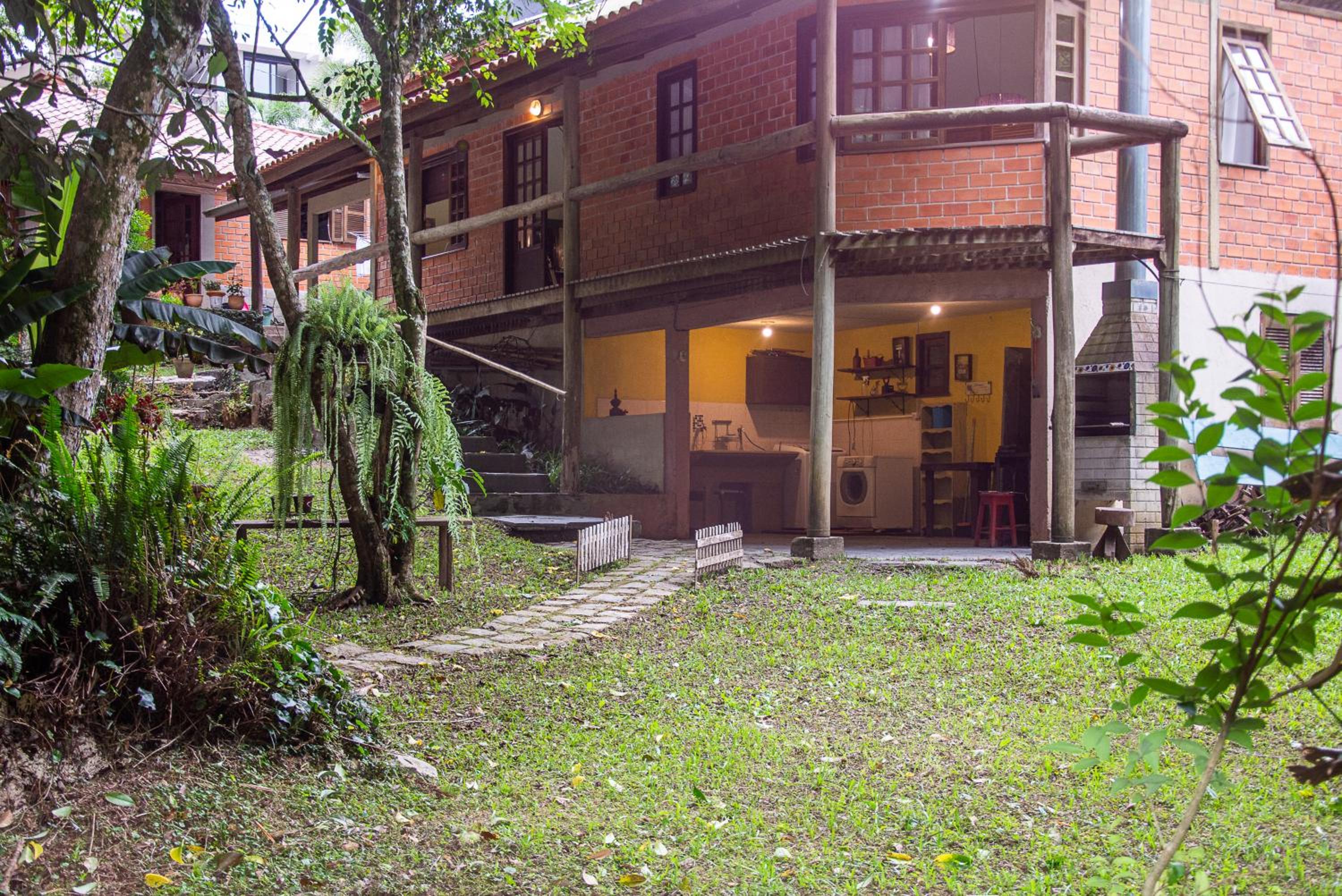 Casa do Tecelão - Refúgio, jardim e tranquilidade