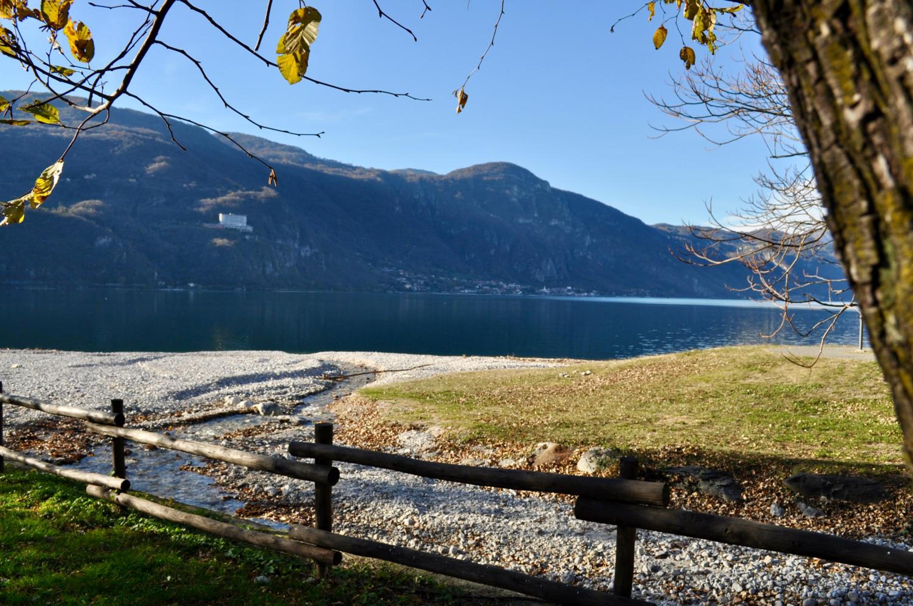 2 passi dal lago, Como Lake view 4