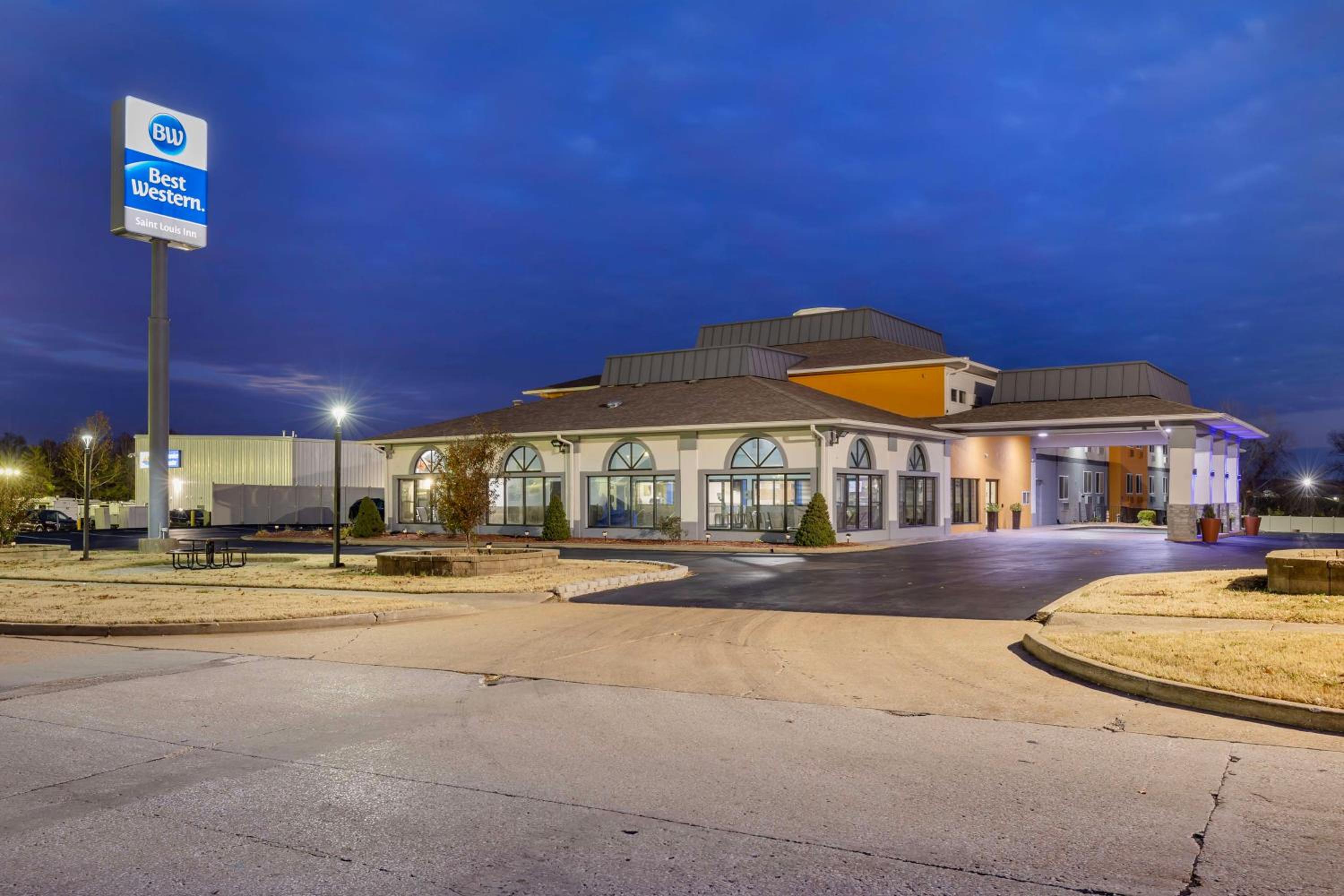 St Louis Vacations - Best Western St. Louis Inn - Property Image 1