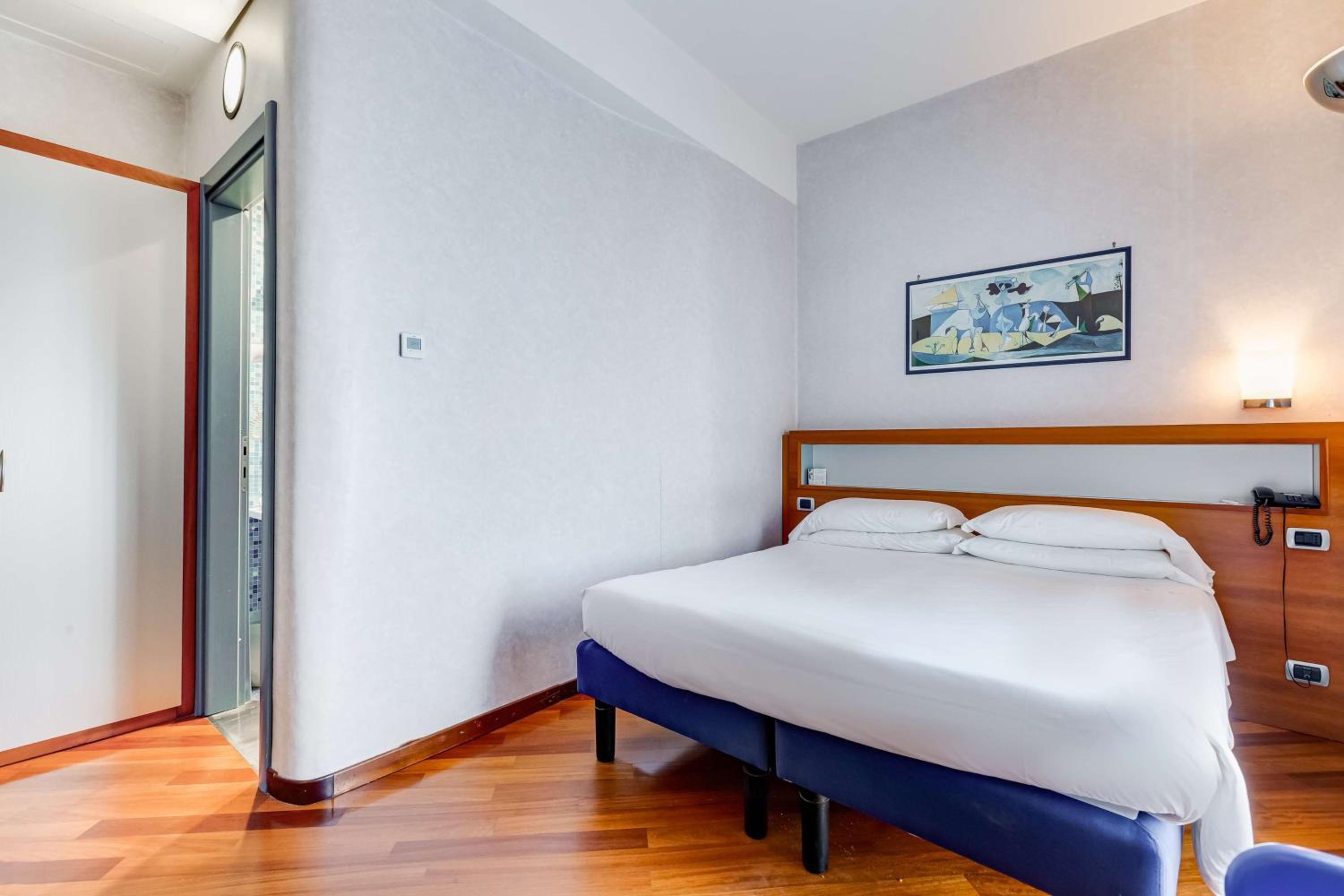 Best Western Hotel Plaza-2