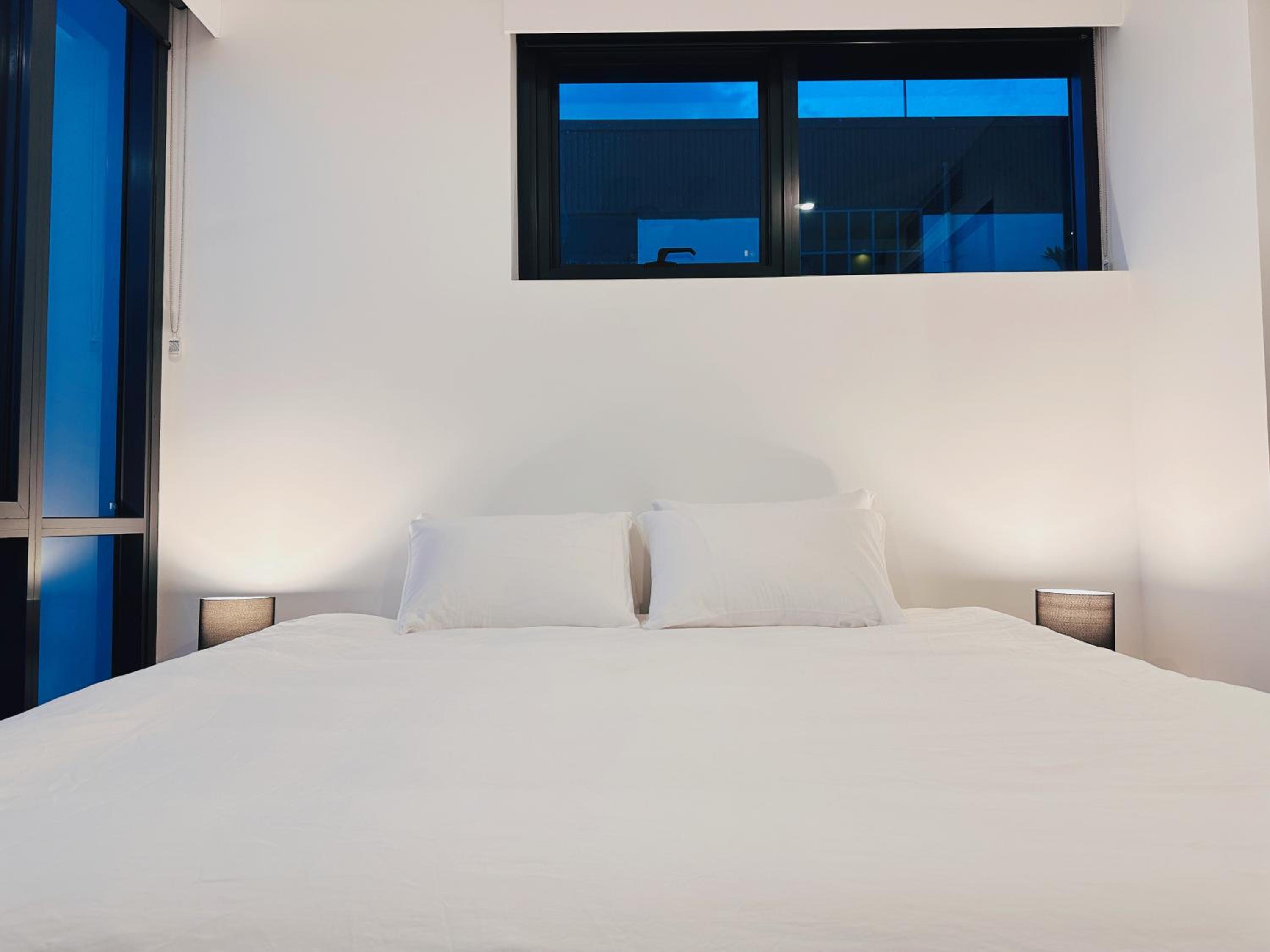 Art House with 2 Kingbeds at Cultural Centre