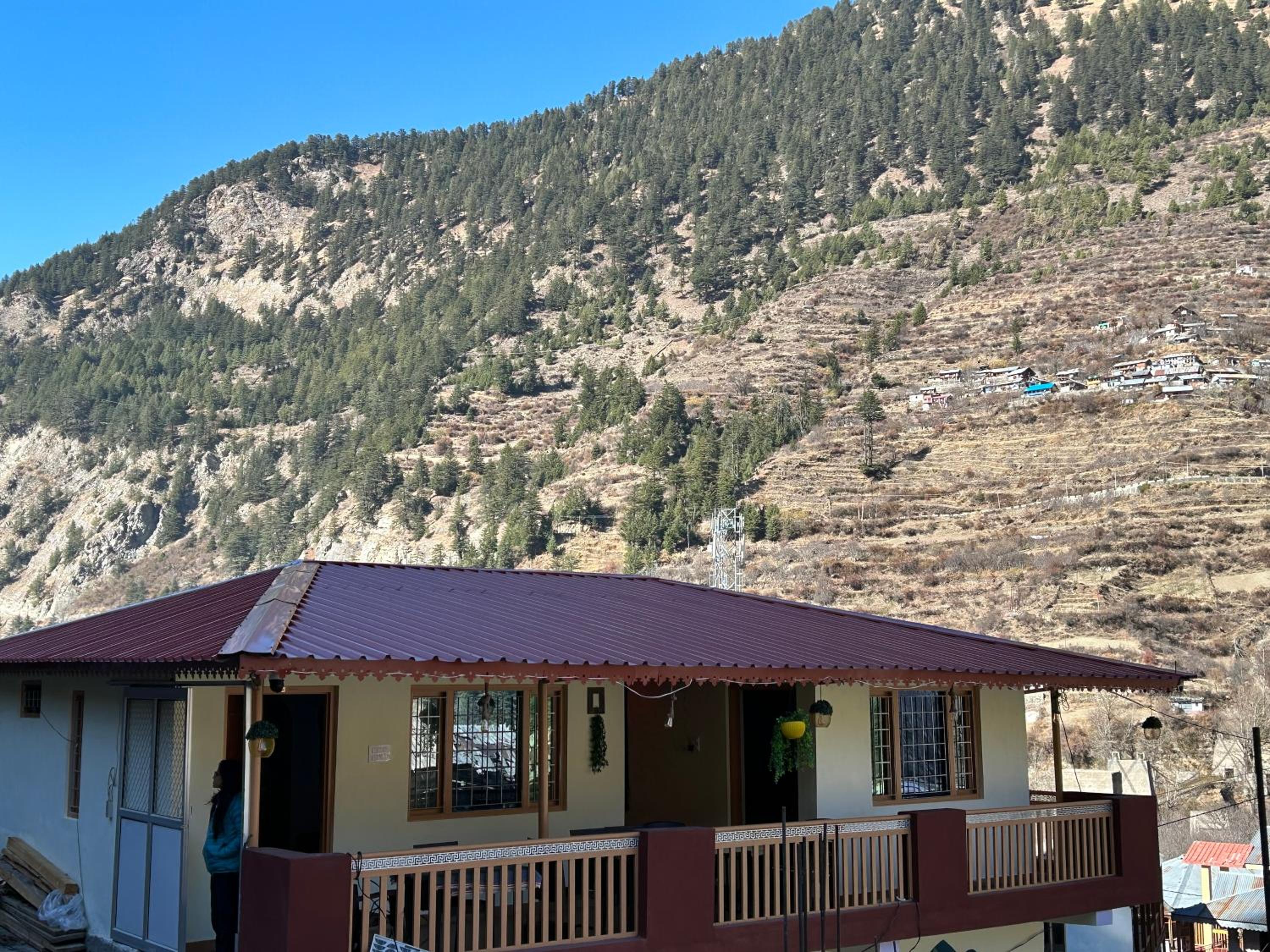 Laxmi Narayan Homestay-Harshil