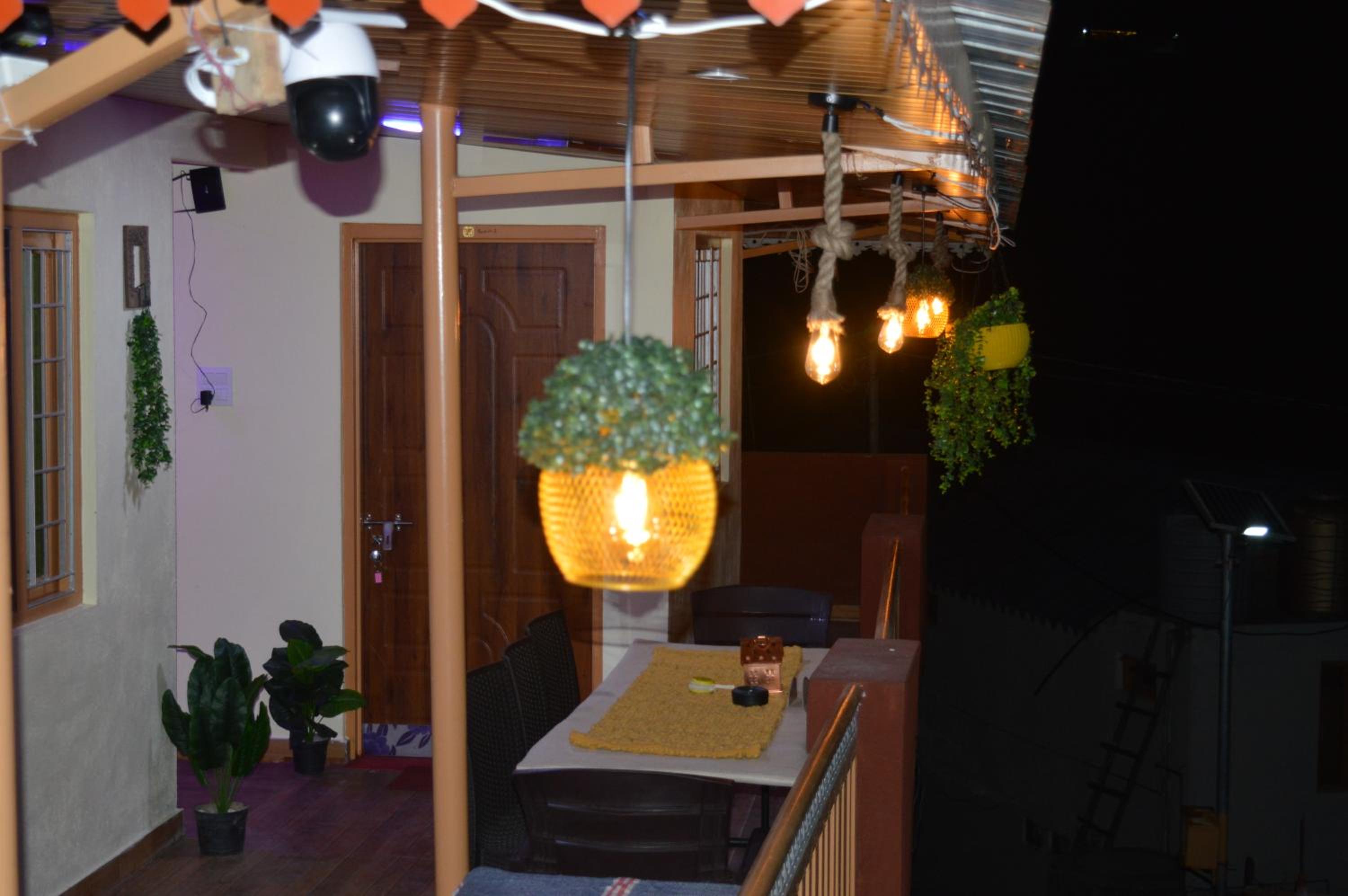 Laxmi Narayan Homestay-Harshil