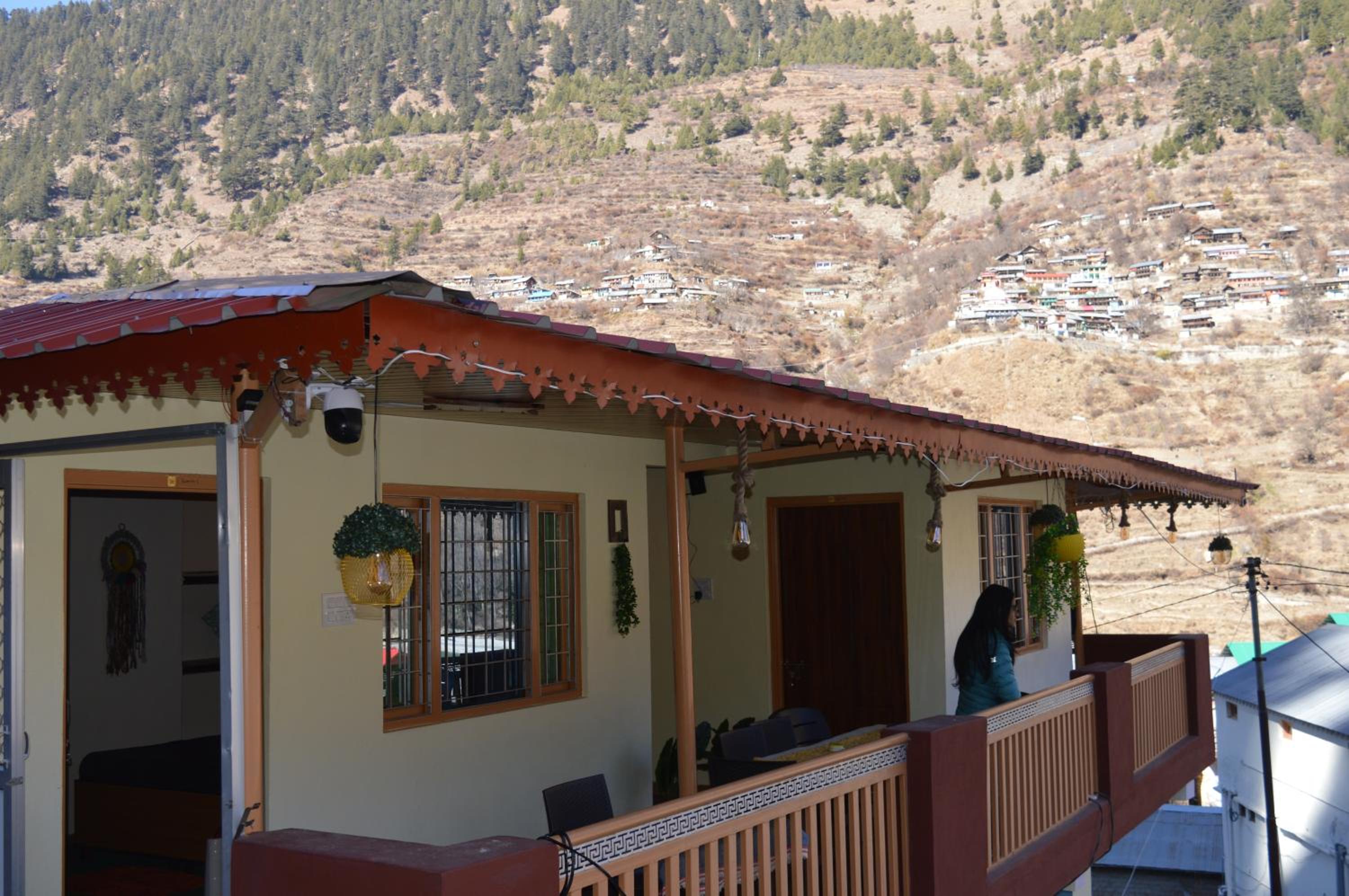 Laxmi Narayan Homestay-Harshil