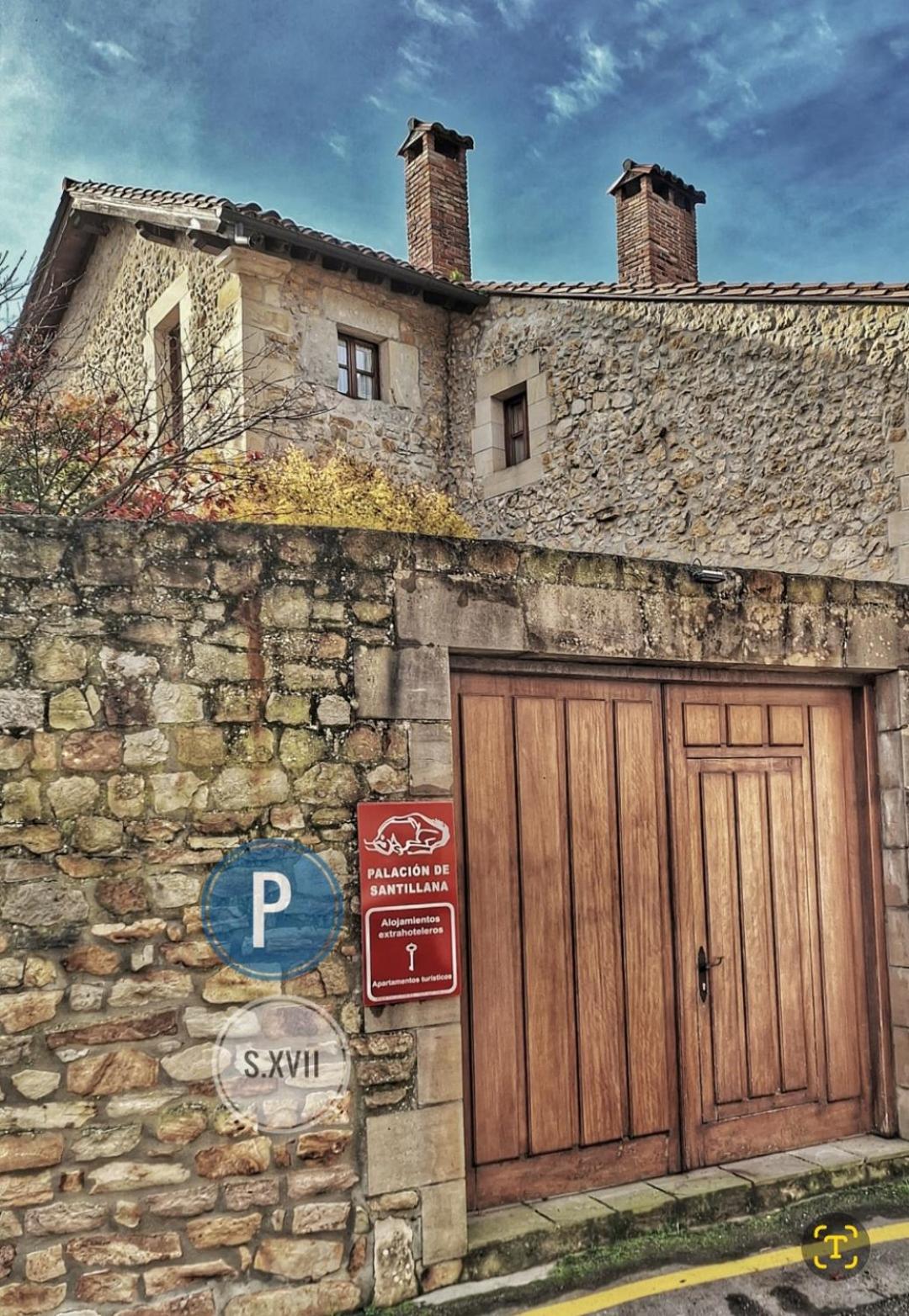 Apartamentos Palación de Santillana