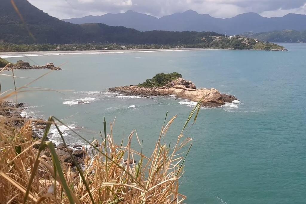 Casa de Temporada - São Sebastião - Praia Barequeçaba - 500m da praia