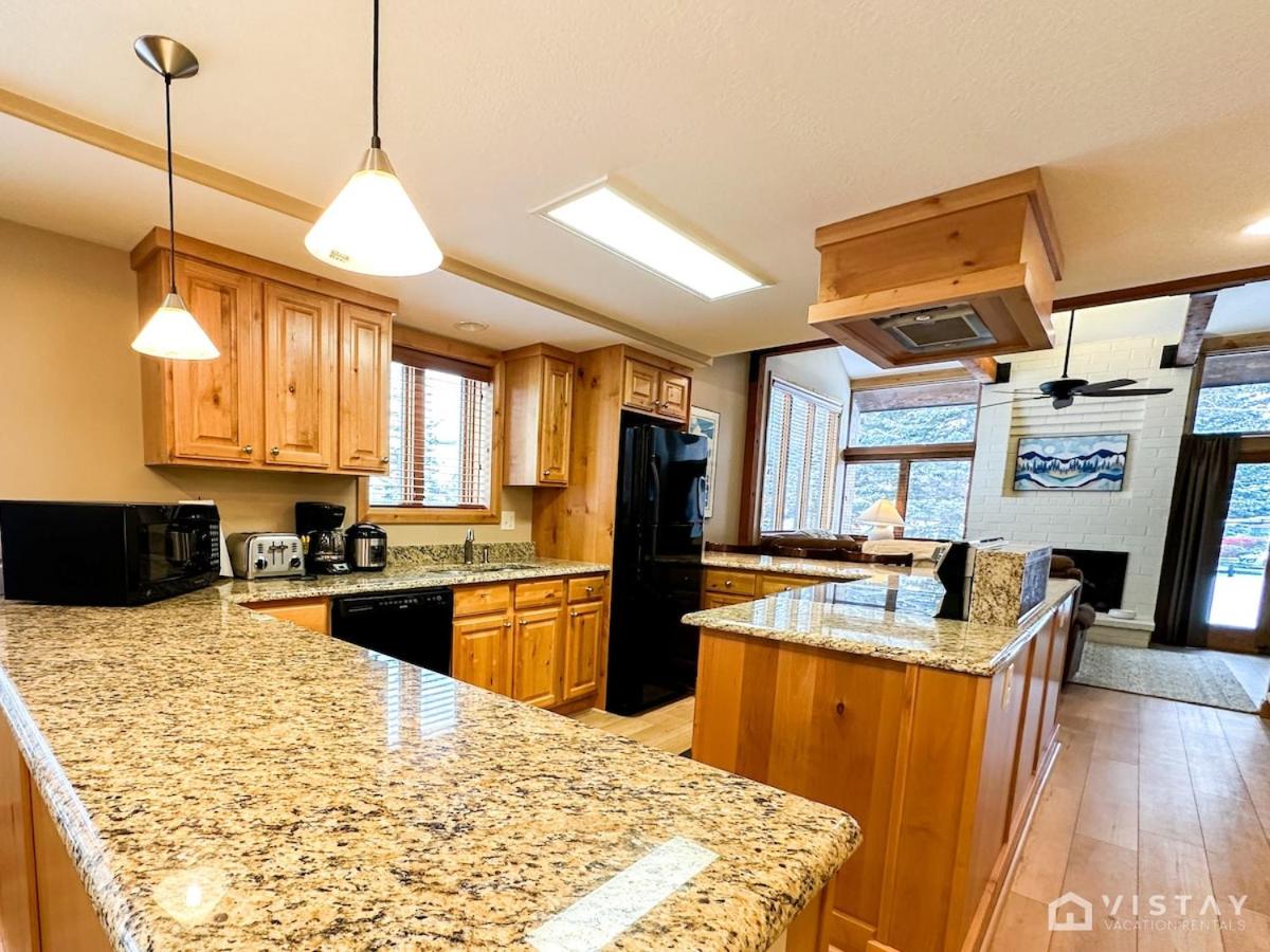 Silver Star Ski Retreat W Private Hot Tub! view 3