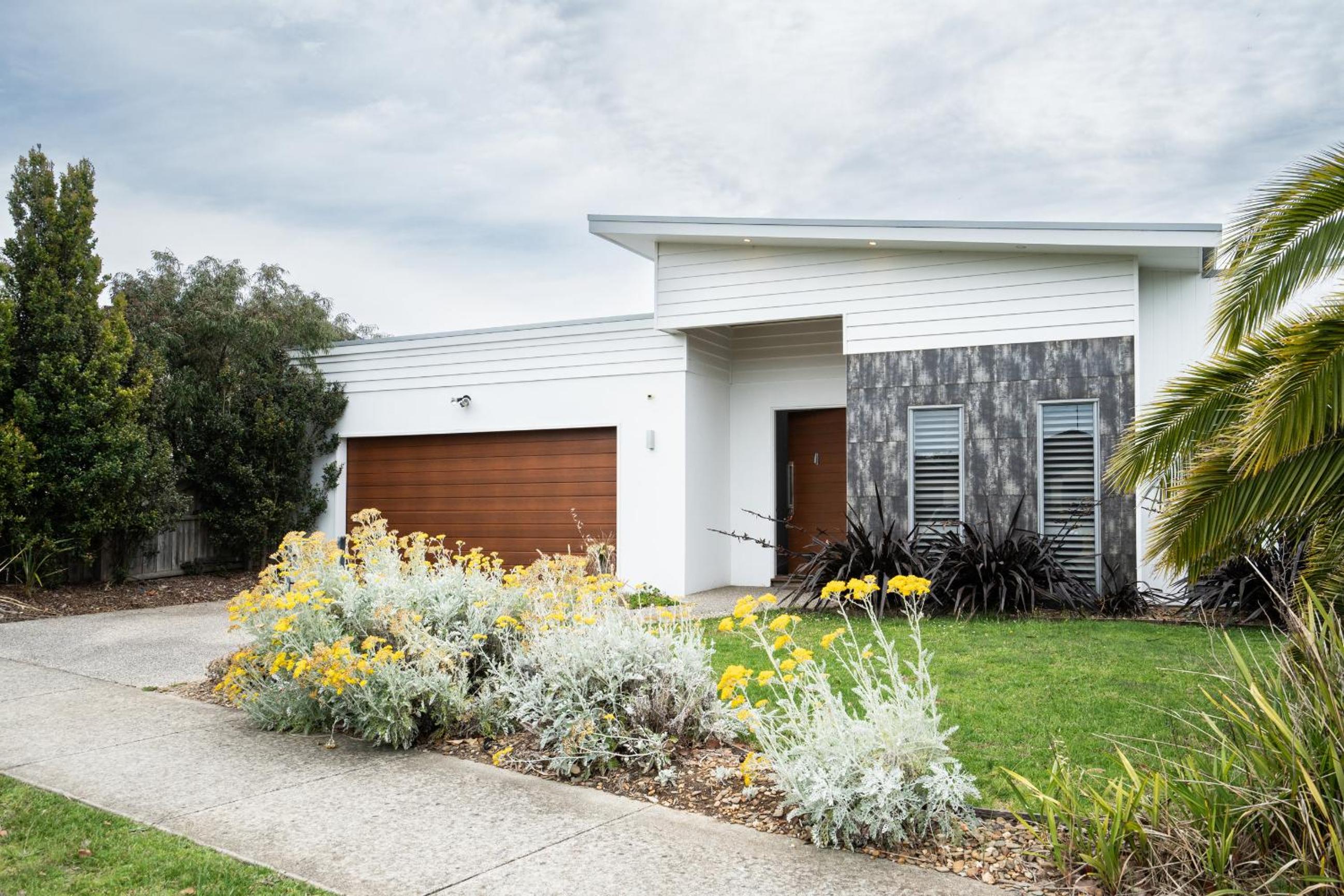 Sea Breeze Pacific Drive Torquay