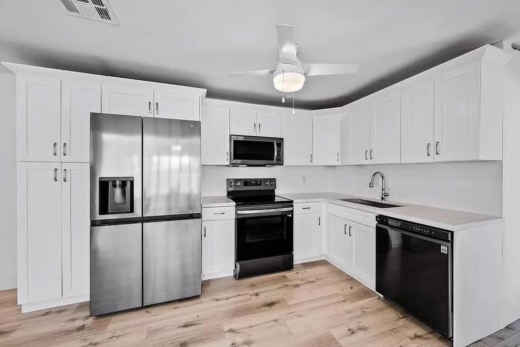 Prime Location W/Pool - Property Image 15