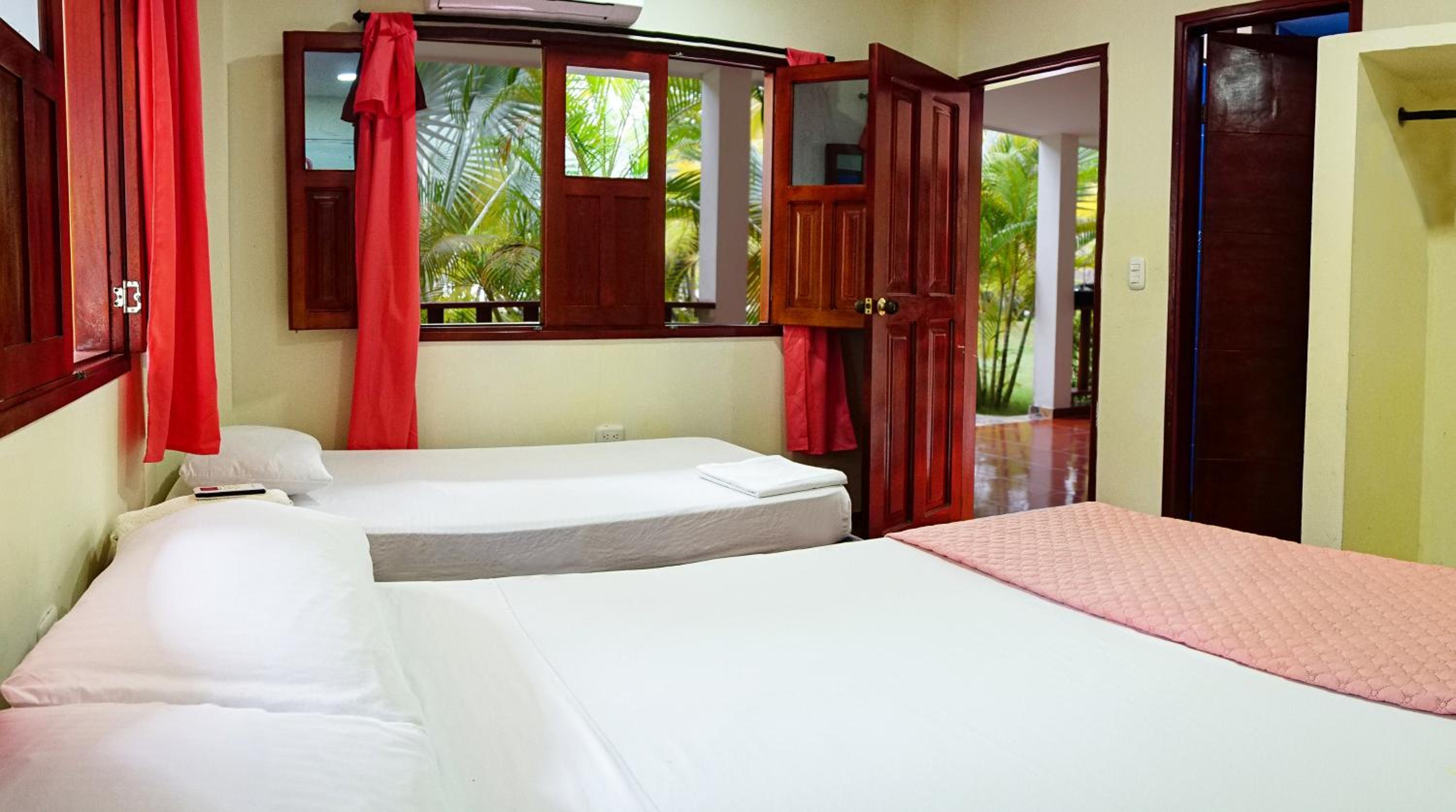 Playa Mareygua Hostal