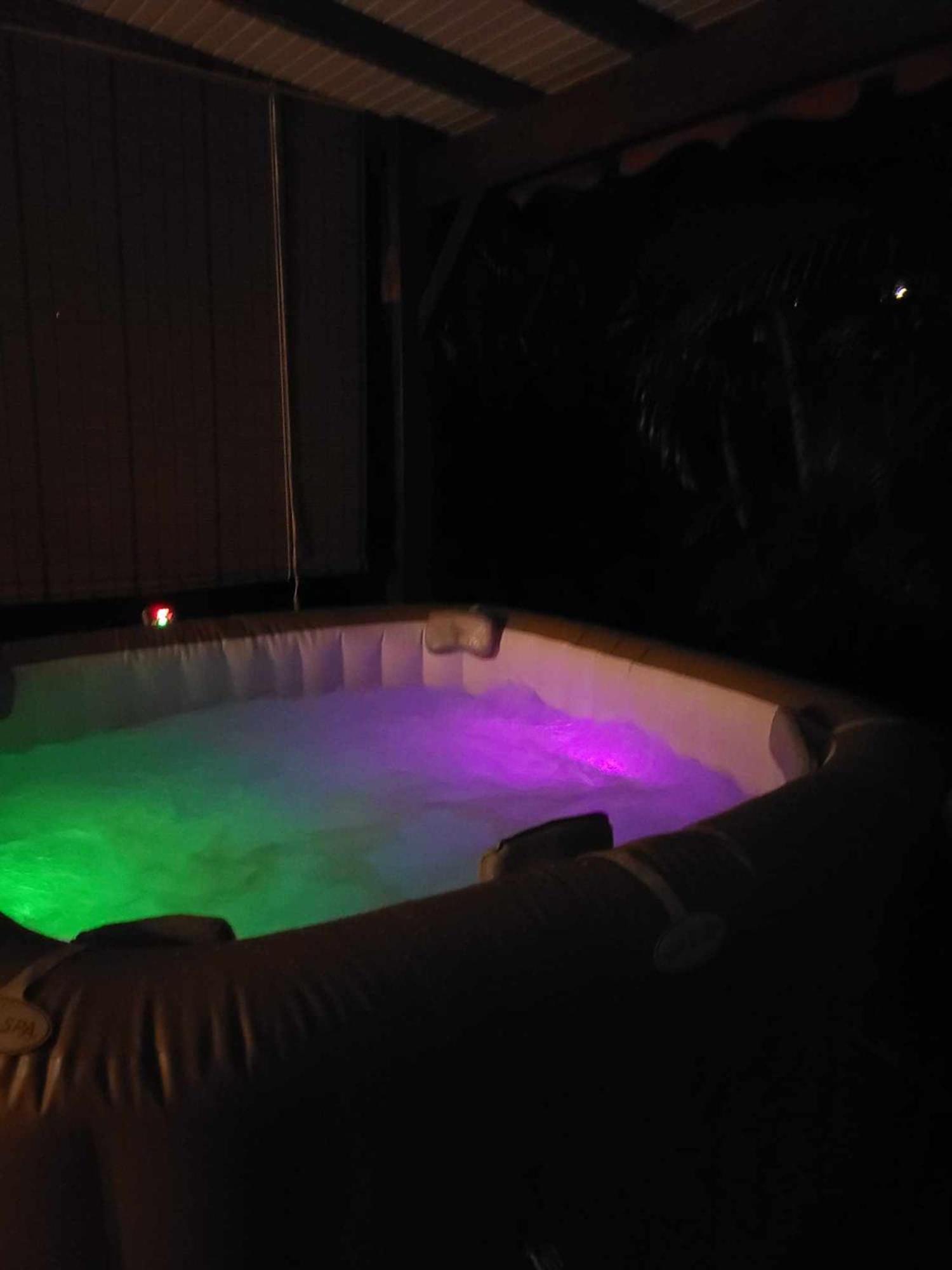 Gîte KAZ' A TYKA jacuzzi privatif view 2