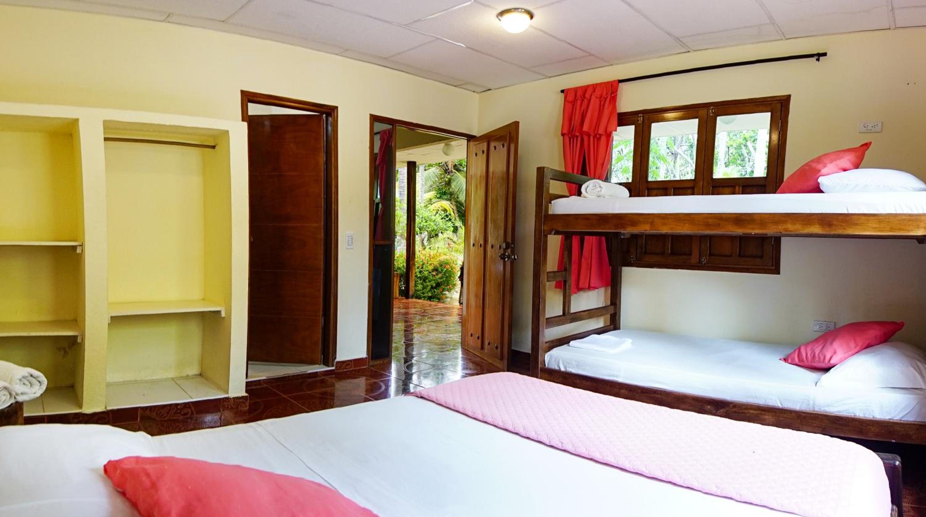 Playa Mareygua Hostal