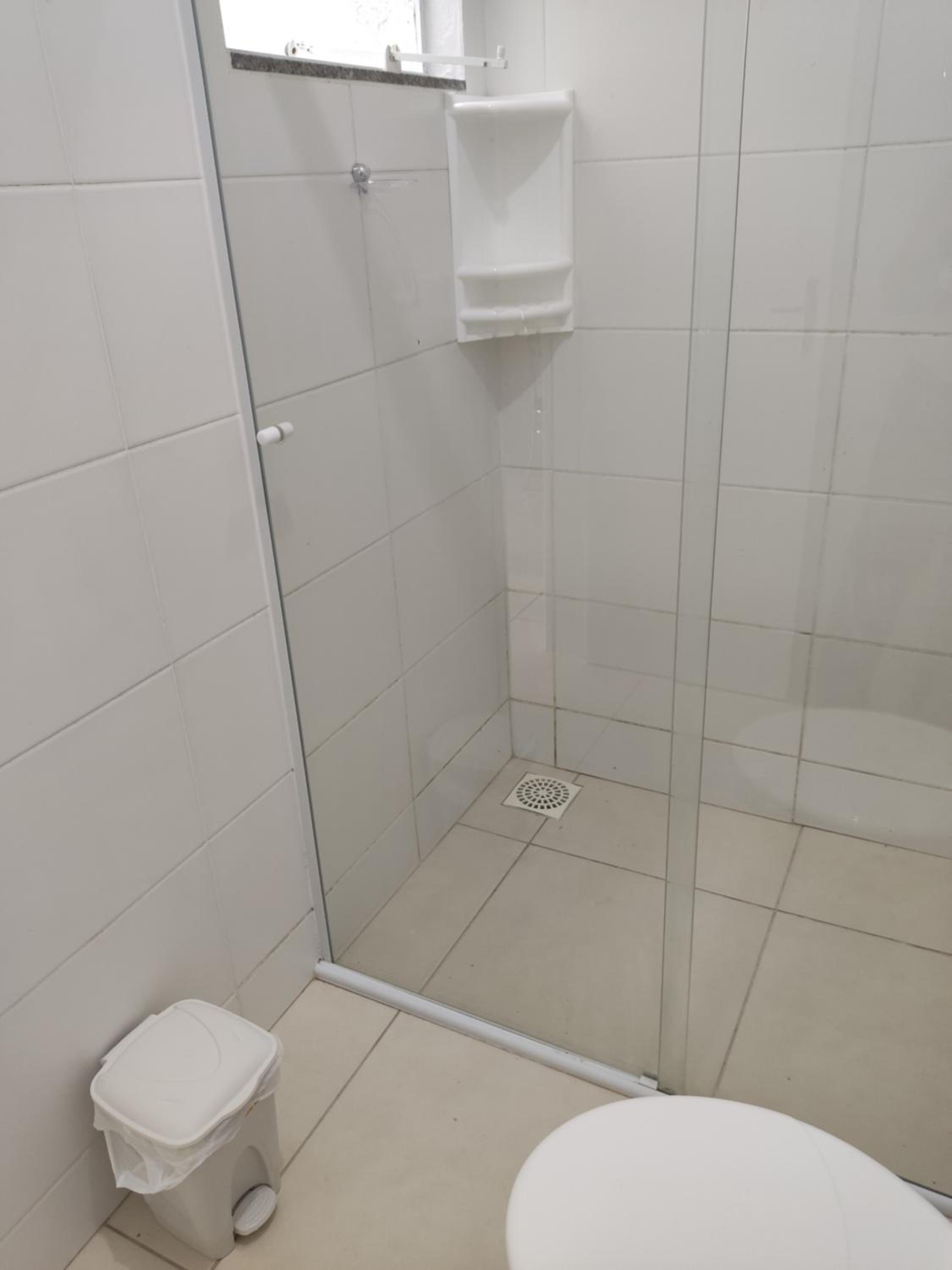 EM CASA