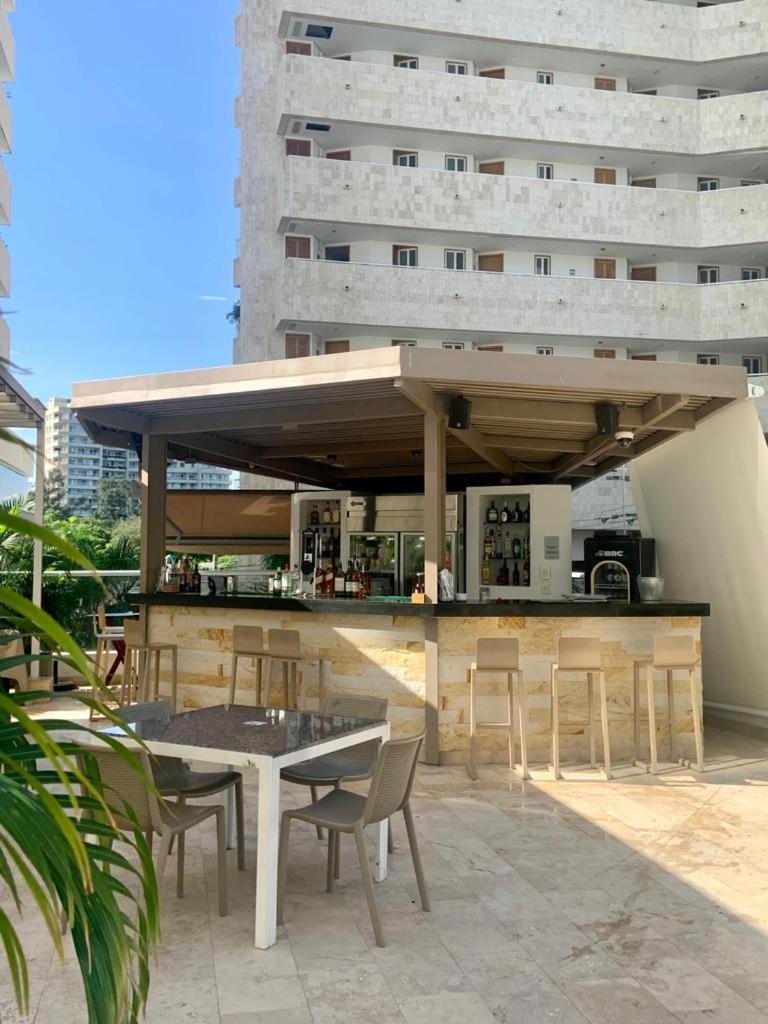 Apartamento Bello Horizonte piso 15 excelente vista
