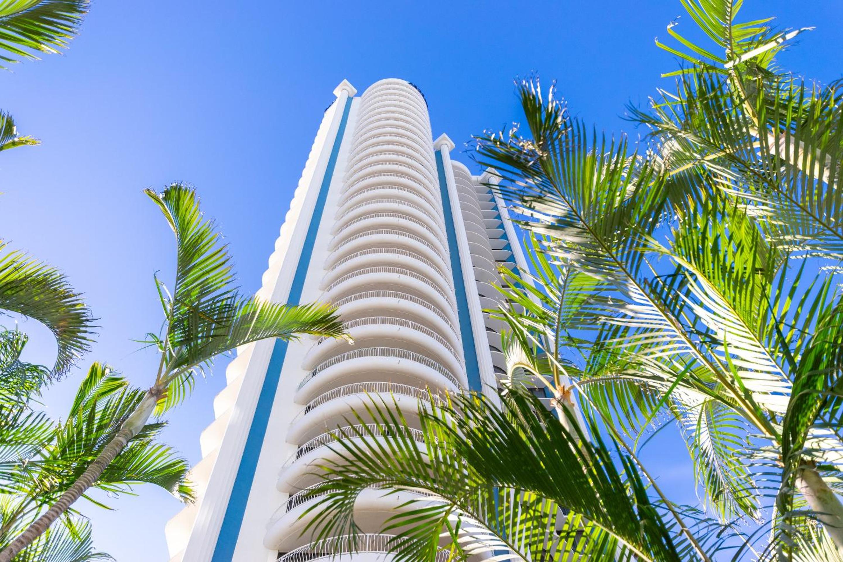 Aegean Apartments Surfers Paradise