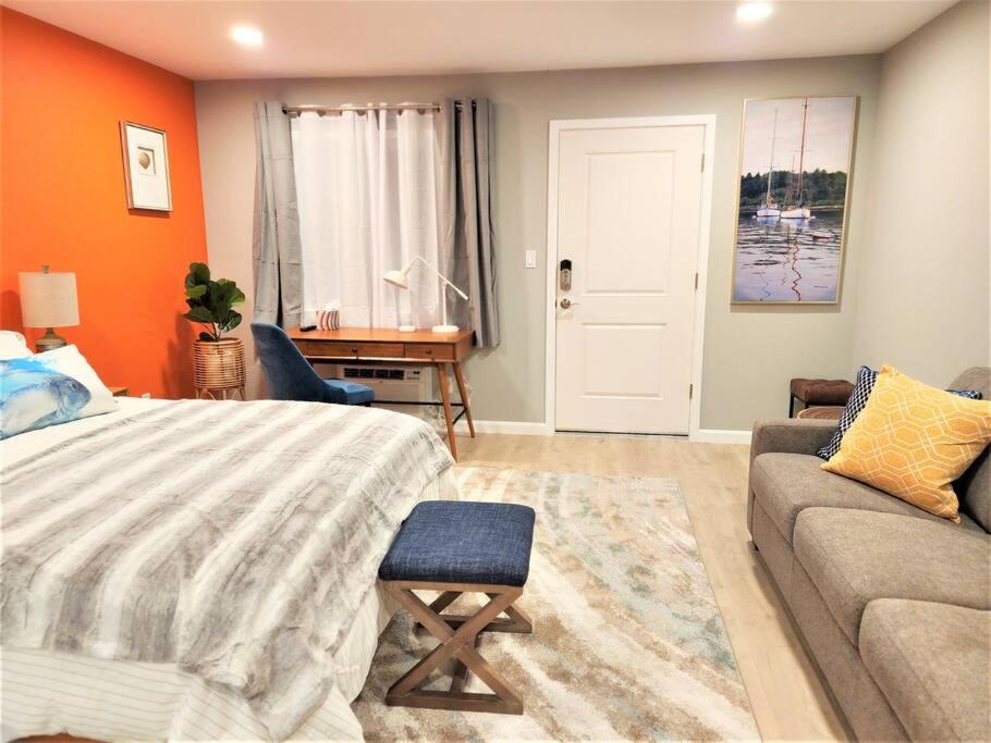 Your Oasis Awaits-On the Lake/Pier/Kitchen (LP#6) view 5