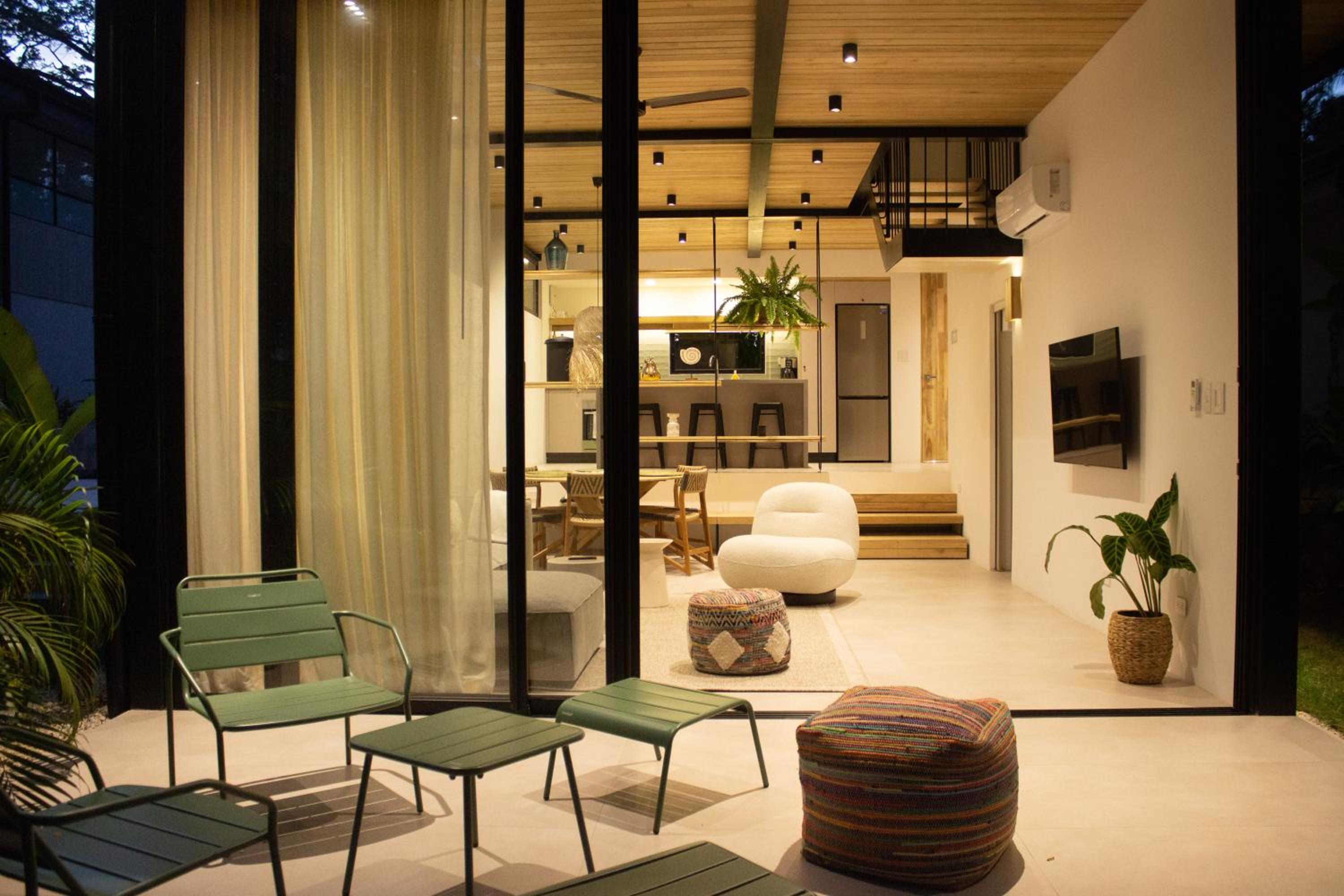 D'Palm Villas