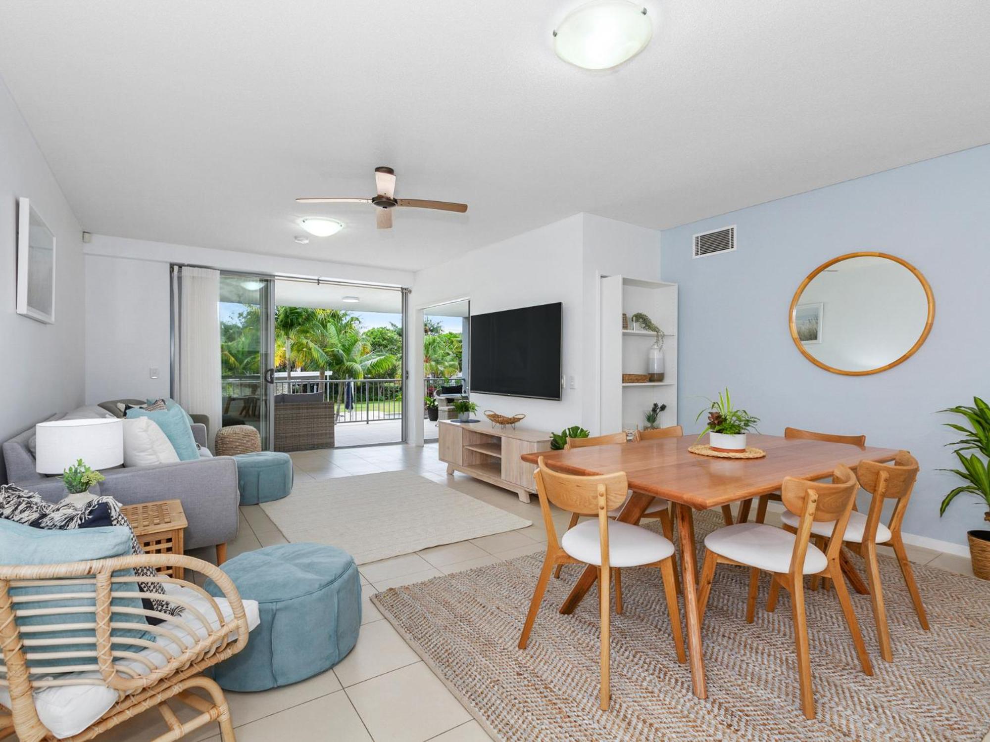 Drift North Beachfront Apartments - Private Apartments