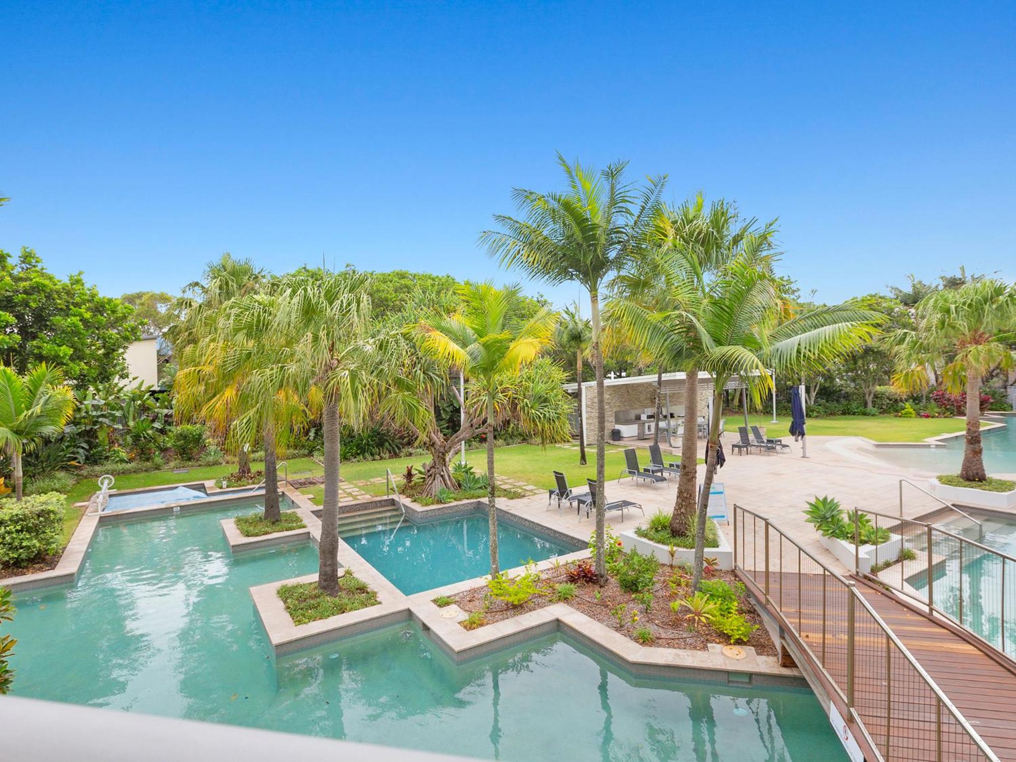 Drift North Beachfront Apartments - Private Apartments