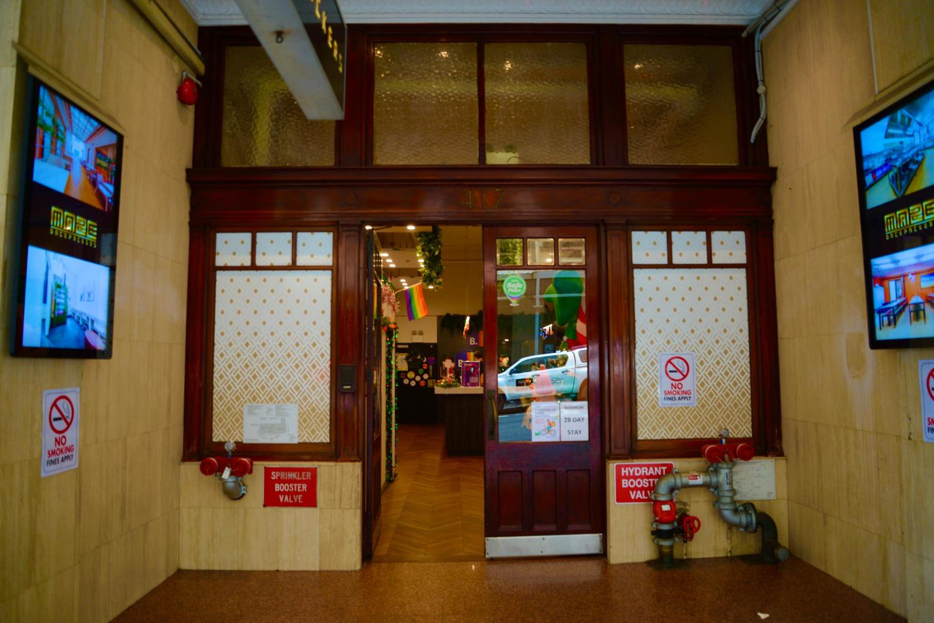 Maze Backpackers - Sydney