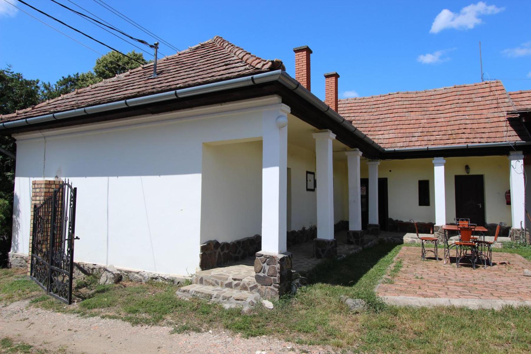 Photo 23